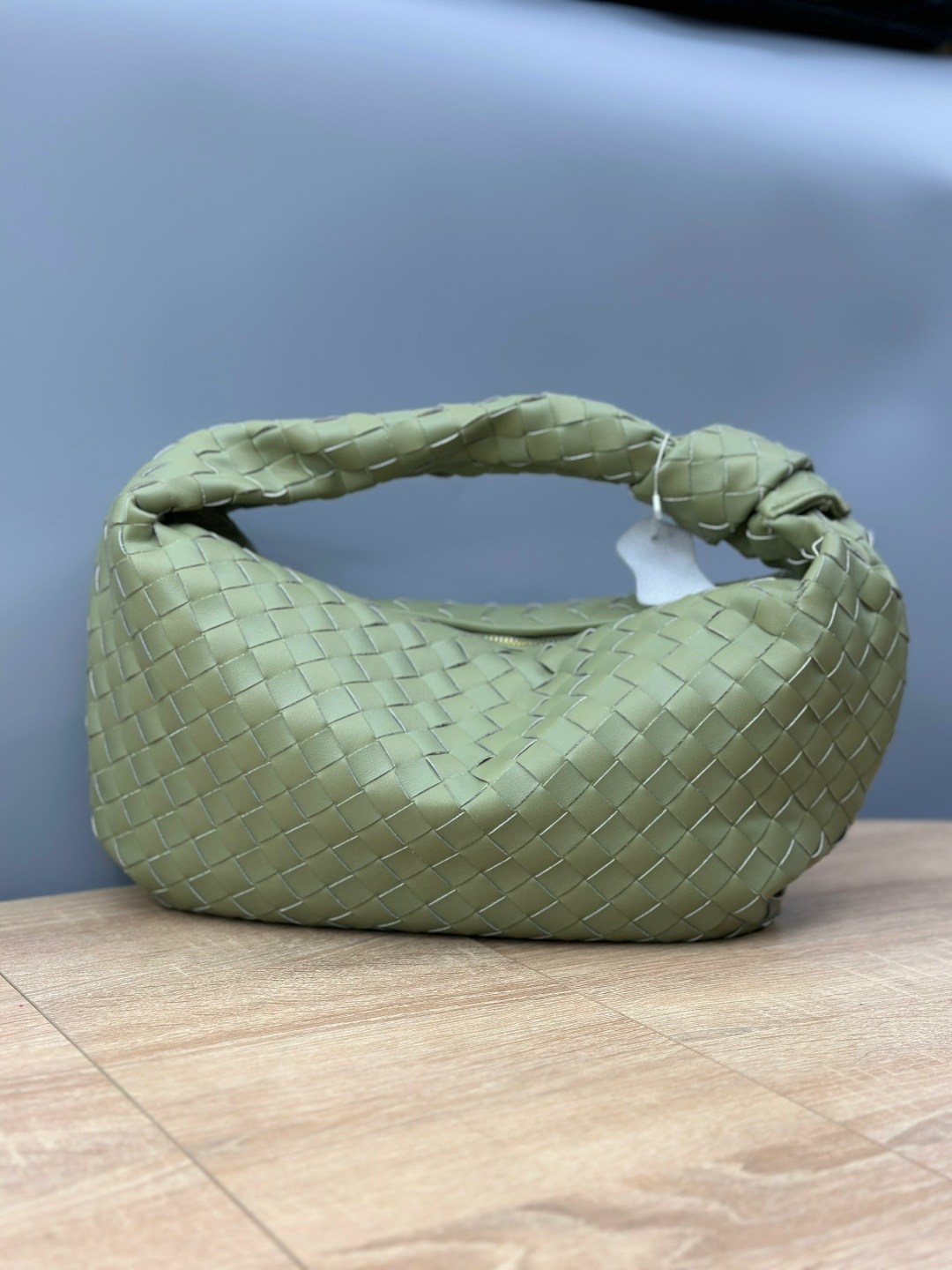 bottega veneta женская сумка,сумка bottega veneta,сумка боттега венета,сумка боттега венета jodie,сумка bottega veneta черный