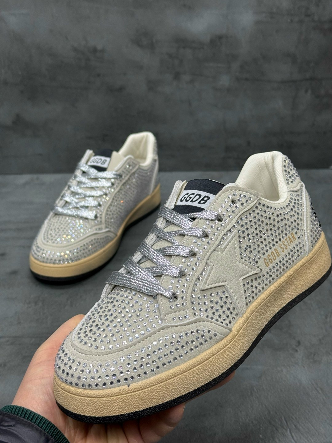 кроссовки golden goose,golden goose кеды ball star с блестками белый,кеды golden goose,,низкие кеды ball-star glitter golden goose