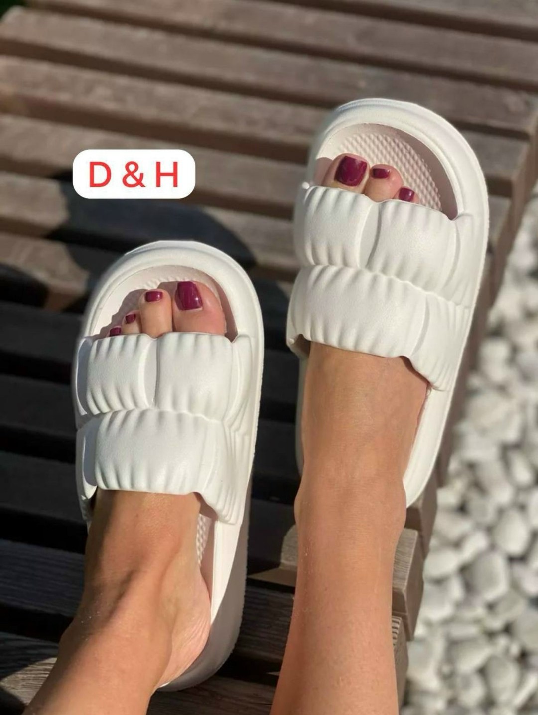 шлепанцы женские,женские тапки,,модные тапочки,резиновые шлепанцы