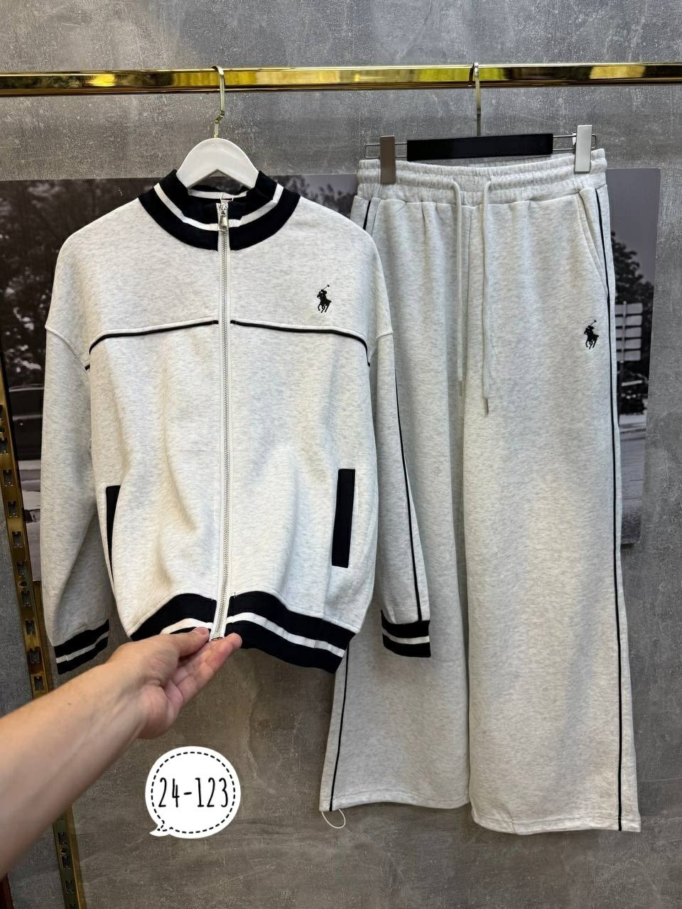 спортивные женские костюмы,спортивный костюм,брючный костюм с лампасами,женский костюм,костюм спортивный одежда