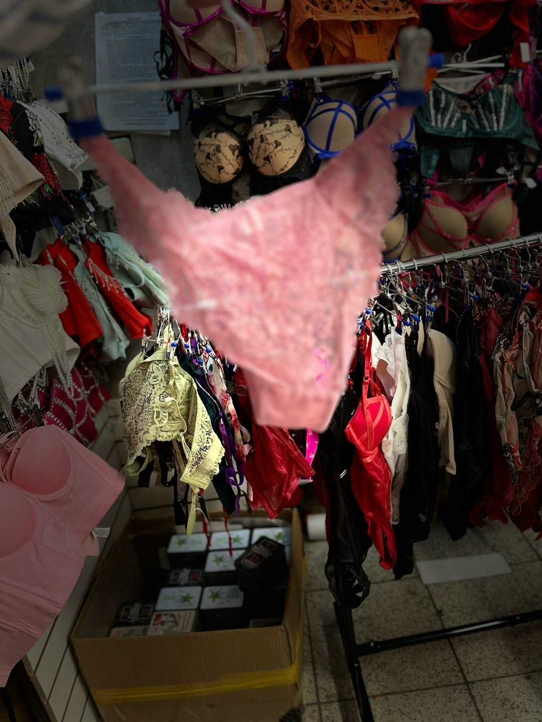 бюстгальтер,бюстгальтер комплект,женские бюстгальтеры,бюстгальтер с кружевом,бюстгальтер розовый