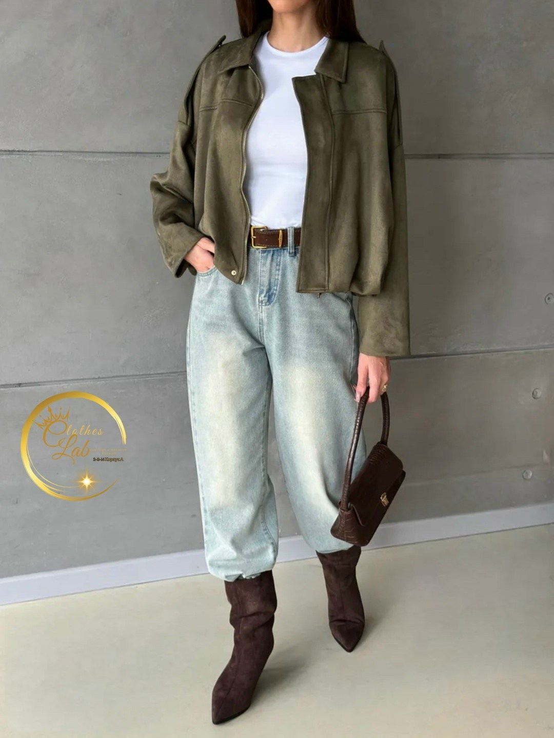 куртка бомбер укороченная оверсайз эко замшевая nonstóp with me,куртка замшевая бомбер оверсайз lancy,куртка бомбер оверсайз из замши m.wish 453276404,куртка-бомбер из искусственной замши zarina,куртк