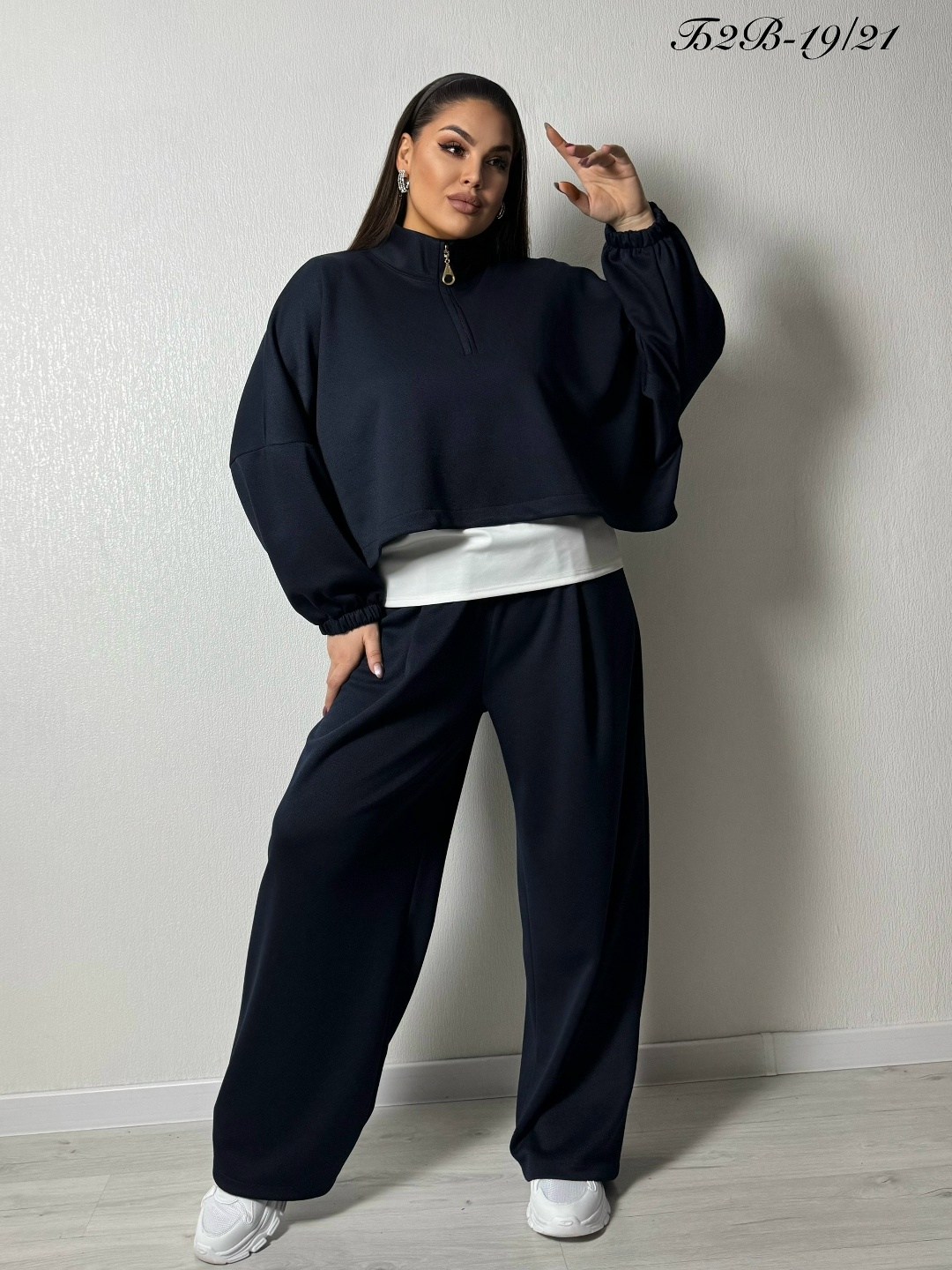 женские костюмы спортивные,женские костюмы,костюм,свитшот и брюки,брюки свободные