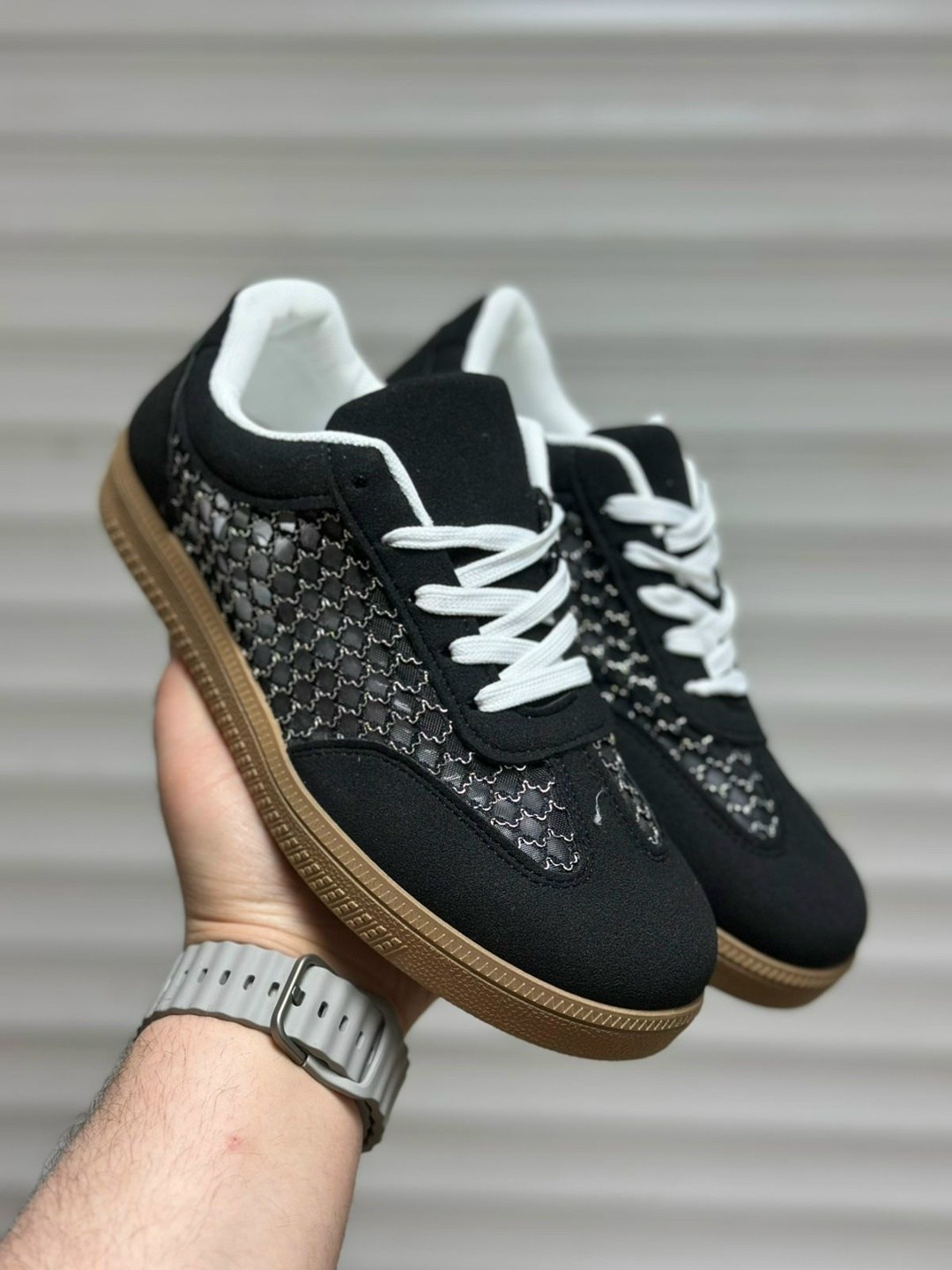 ,кроссовки женскиe, спортивная,кроссовки бордовые,оригинальные кроссовки