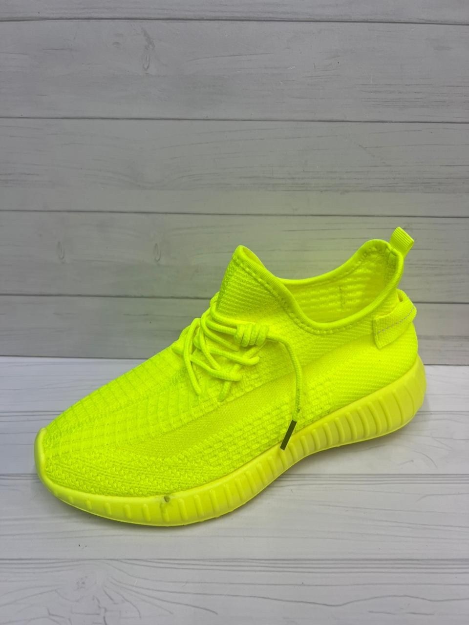 кроссовки изики женские настоящие,,кроссовки женскиe,кроссовки изики,кроссовки изи