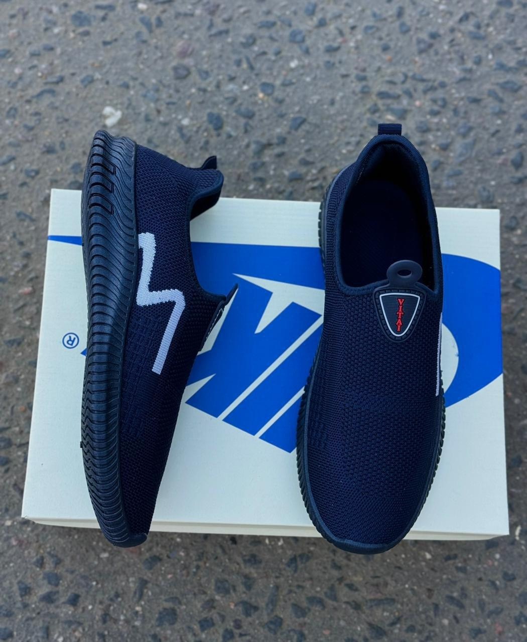 кроссовки, мужская,слипоны мужские,летняя мужская ,спортивная