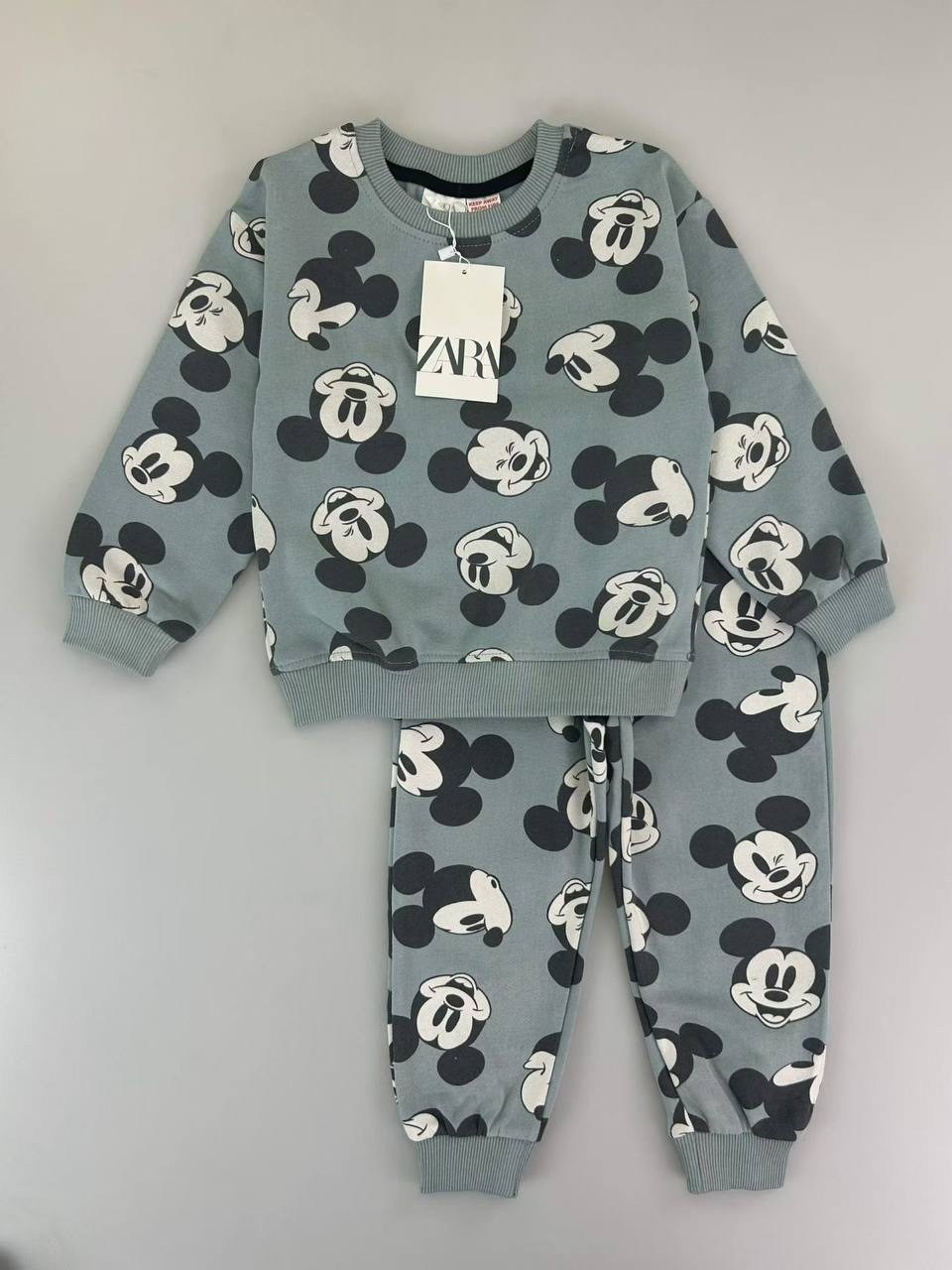 ,одежда мальчика,детской одежды,детский костюм с принтом,костюм теплый детский