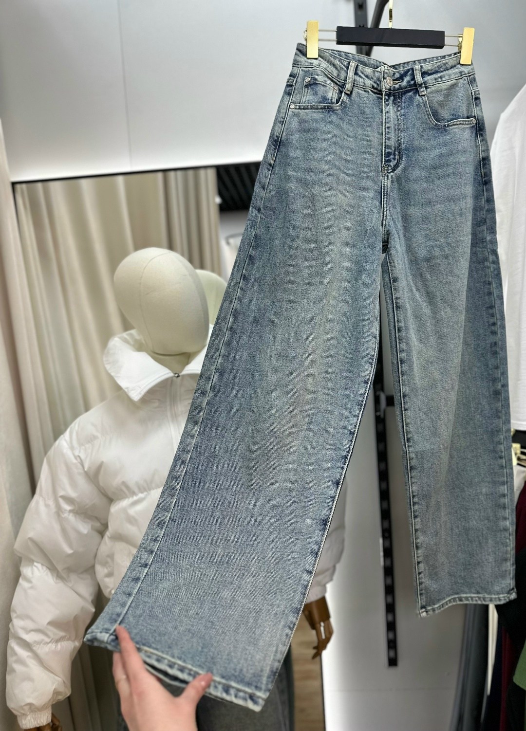 мода стиль,джинсы оверсайз,куртка кожаная,уличная мода