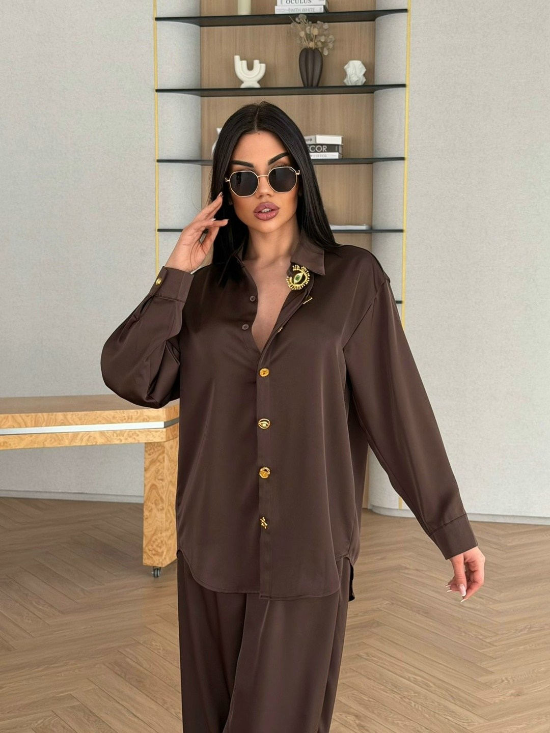 костюм брючный шёлк "шоколад",шелковый брючный костюм,атласный костюм,женский костюм,шелковый костюм