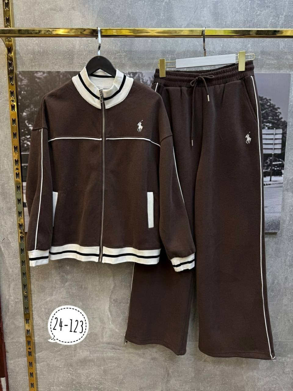 спортивные женские костюмы,спортивный костюм,брючный костюм с лампасами,женский костюм,костюм спортивный одежда