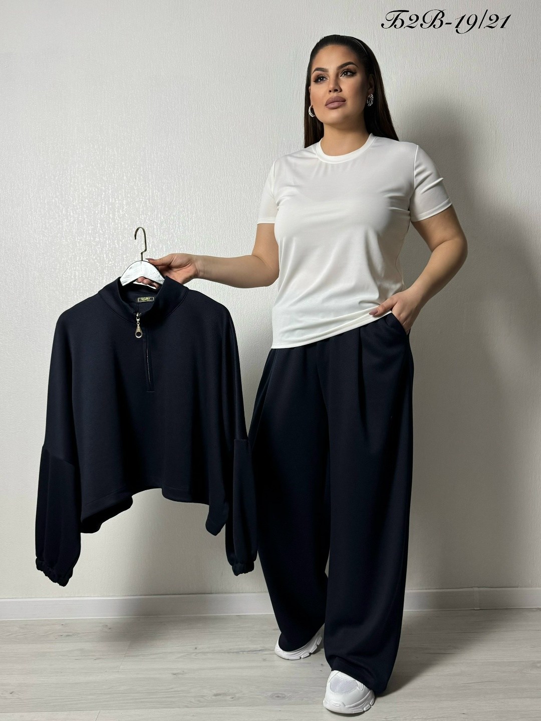 женские костюмы спортивные,женские костюмы,костюм,свитшот и брюки,брюки свободные