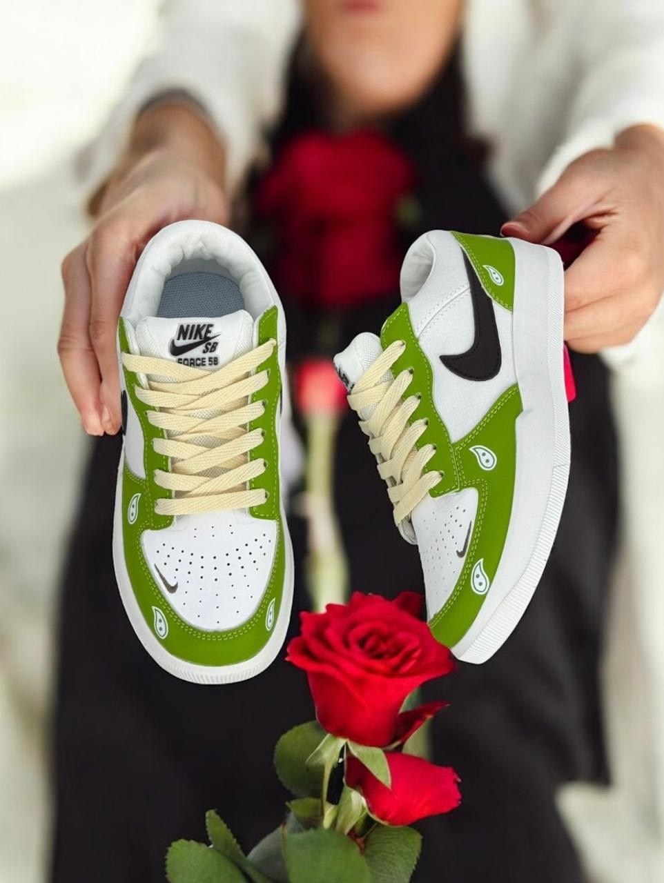 кроссовки nike dunk sb low green apple,кроссовки nike dunk sb,кроссовки nike sb dunk low,nike sb dunk low green apple,зеленые кроссовки