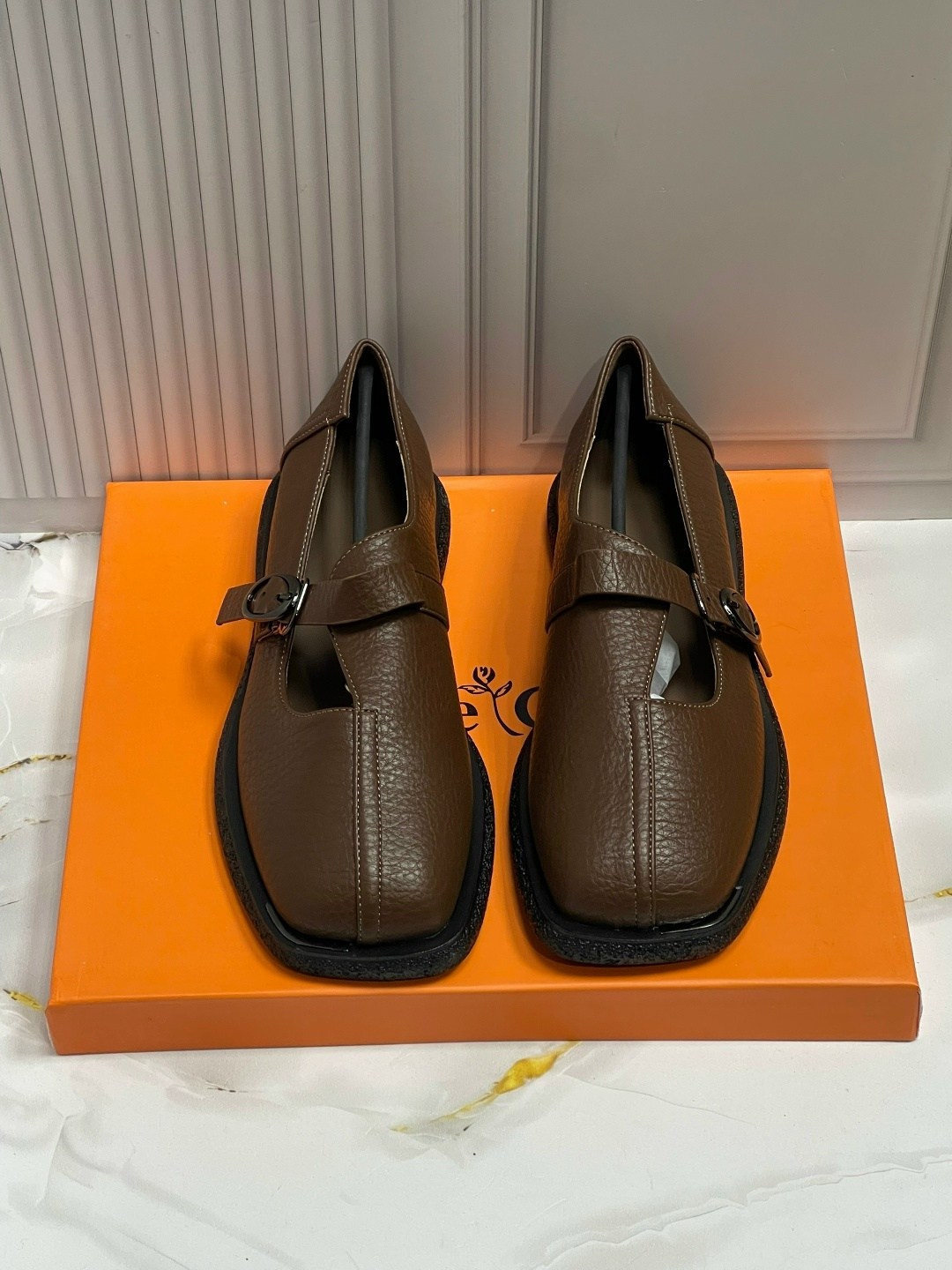 ,модные лоферы,кожаные лоферы,модели туфель,женская