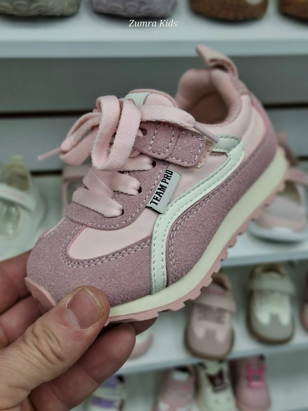 ,детские кроссовки,кроссовка детская,детская ,кроссовки мальчику