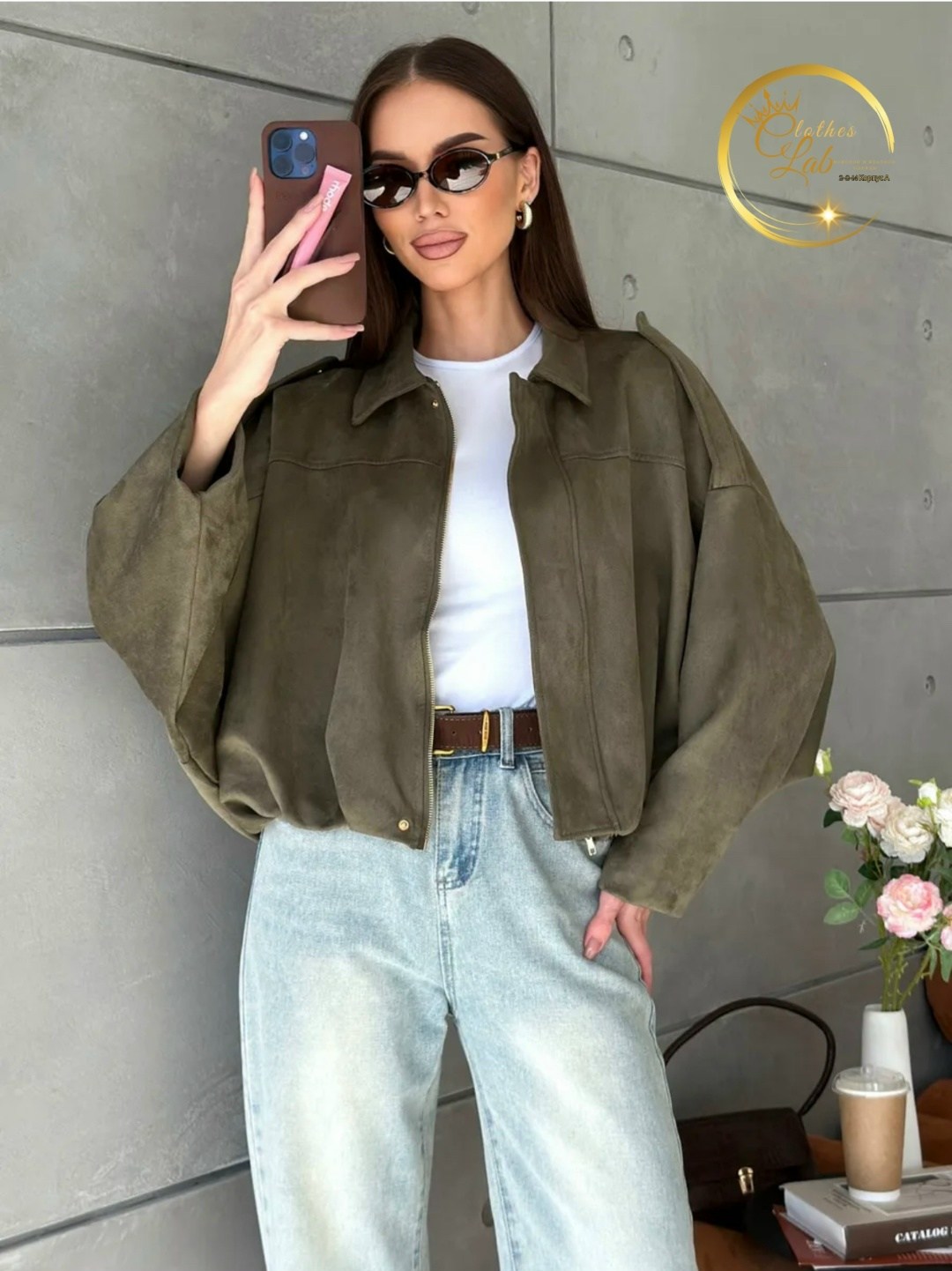 куртка бомбер укороченная оверсайз эко замшевая nonstóp with me,куртка замшевая бомбер оверсайз lancy,куртка бомбер оверсайз из замши m.wish 453276404,куртка-бомбер из искусственной замши zarina,куртк