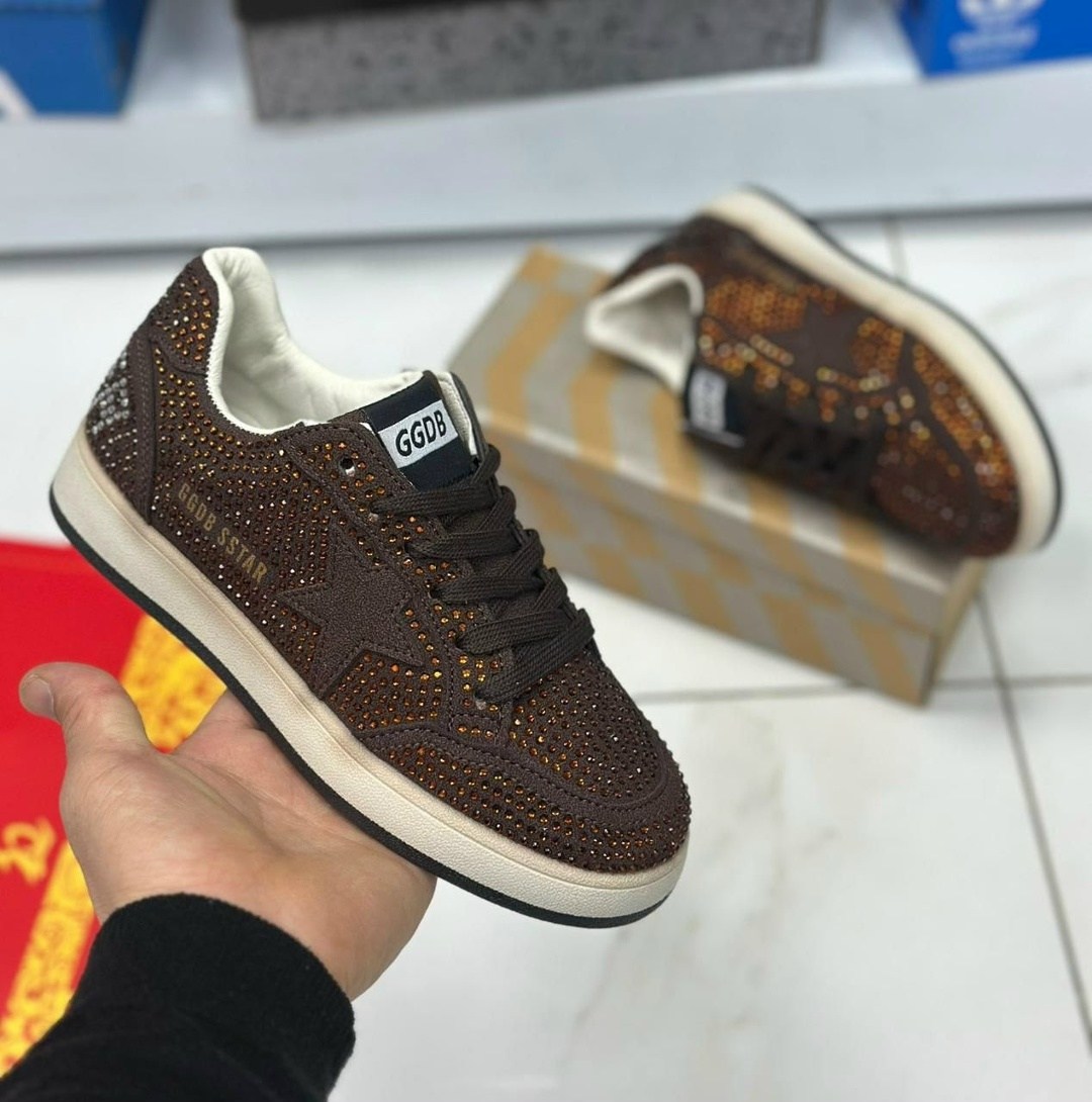 ,golden goose кроссовки,кеды женские golden goose,женские кроссовки,повседневные кроссовки