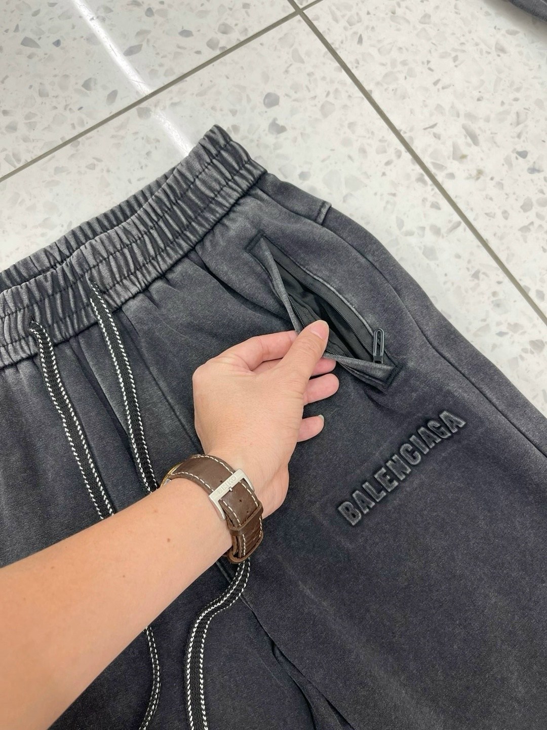 мужские спортивные брюки,спортивные брюки серые,спортивные брюки,свитшот и брюки,штаны спортивные серые