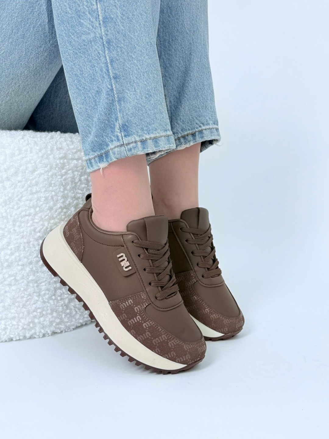 кроссовки женскиe,кроссовки для женщин,кроссовка,кроссовки женские белые,