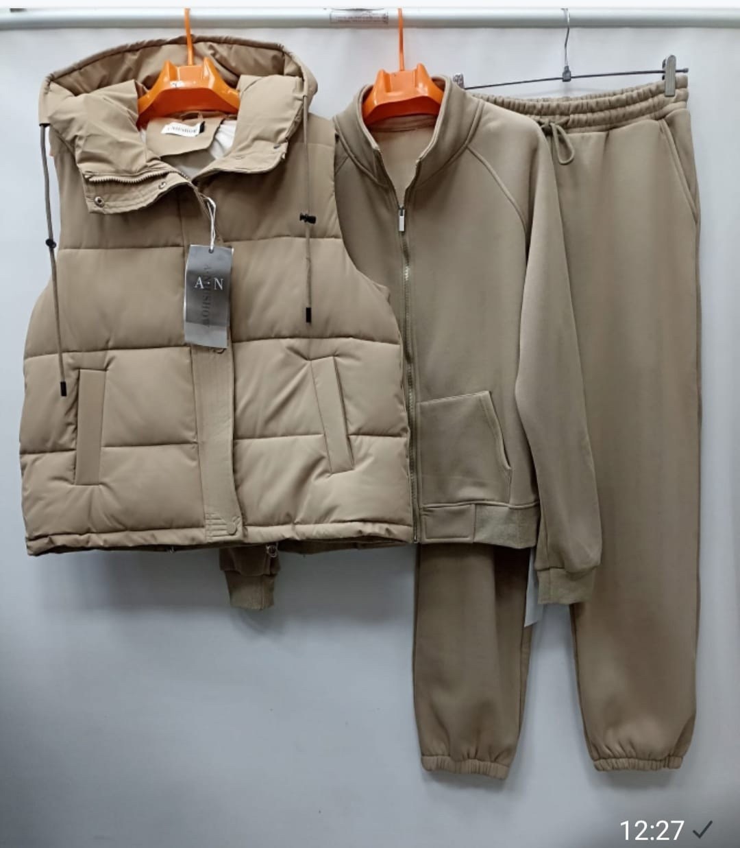 костюм женский спортивный теплый тройка с жилетом,спортивный костюм тройка с жилеткой женский,женский спортивный костюм тройка с утепленной жилеткой,костюм женский спортивный тройка с жилетом утепленн