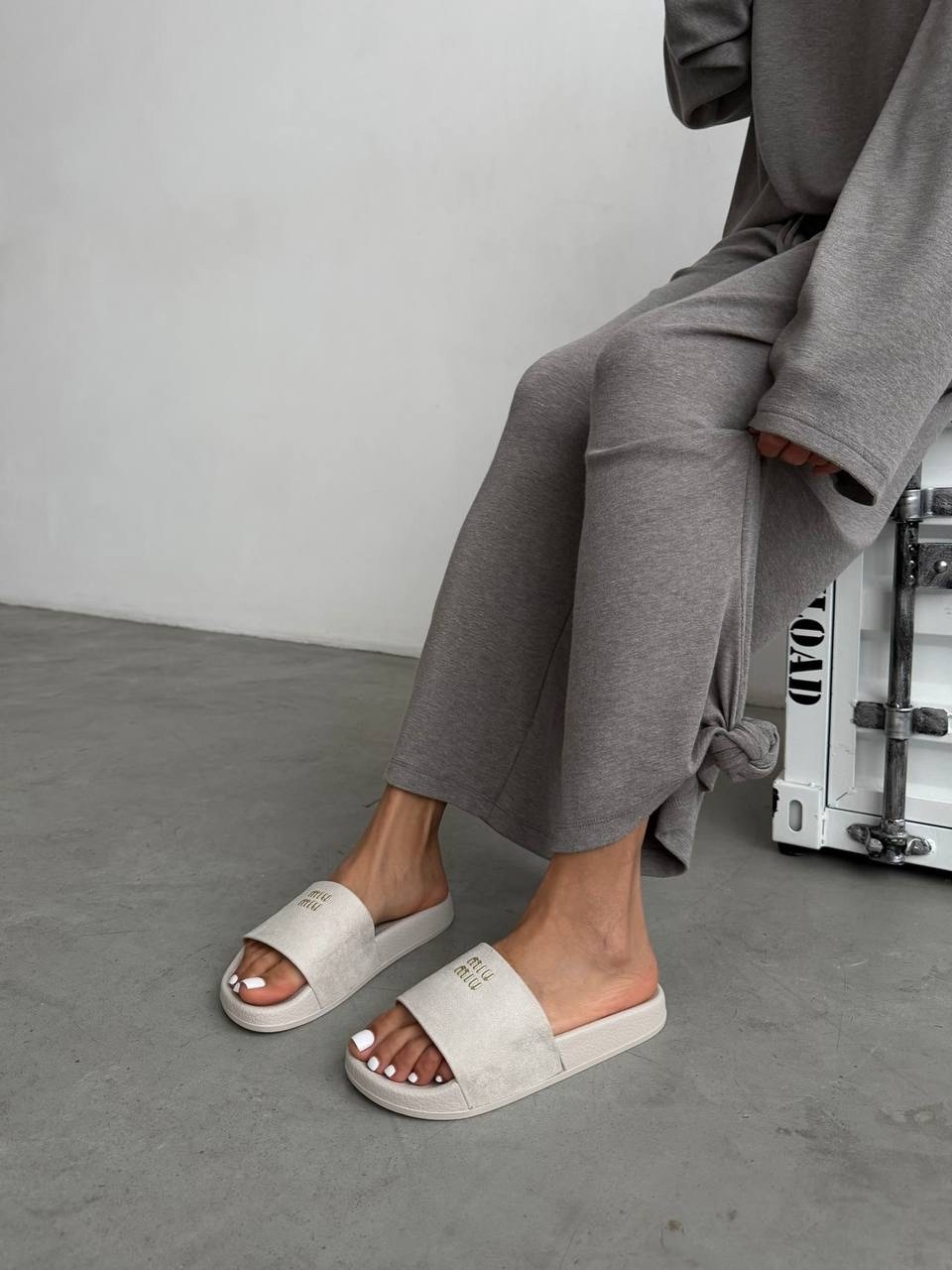 женские шлепанцы,шлепки женские,модные шлепки,женские босоножки, женская