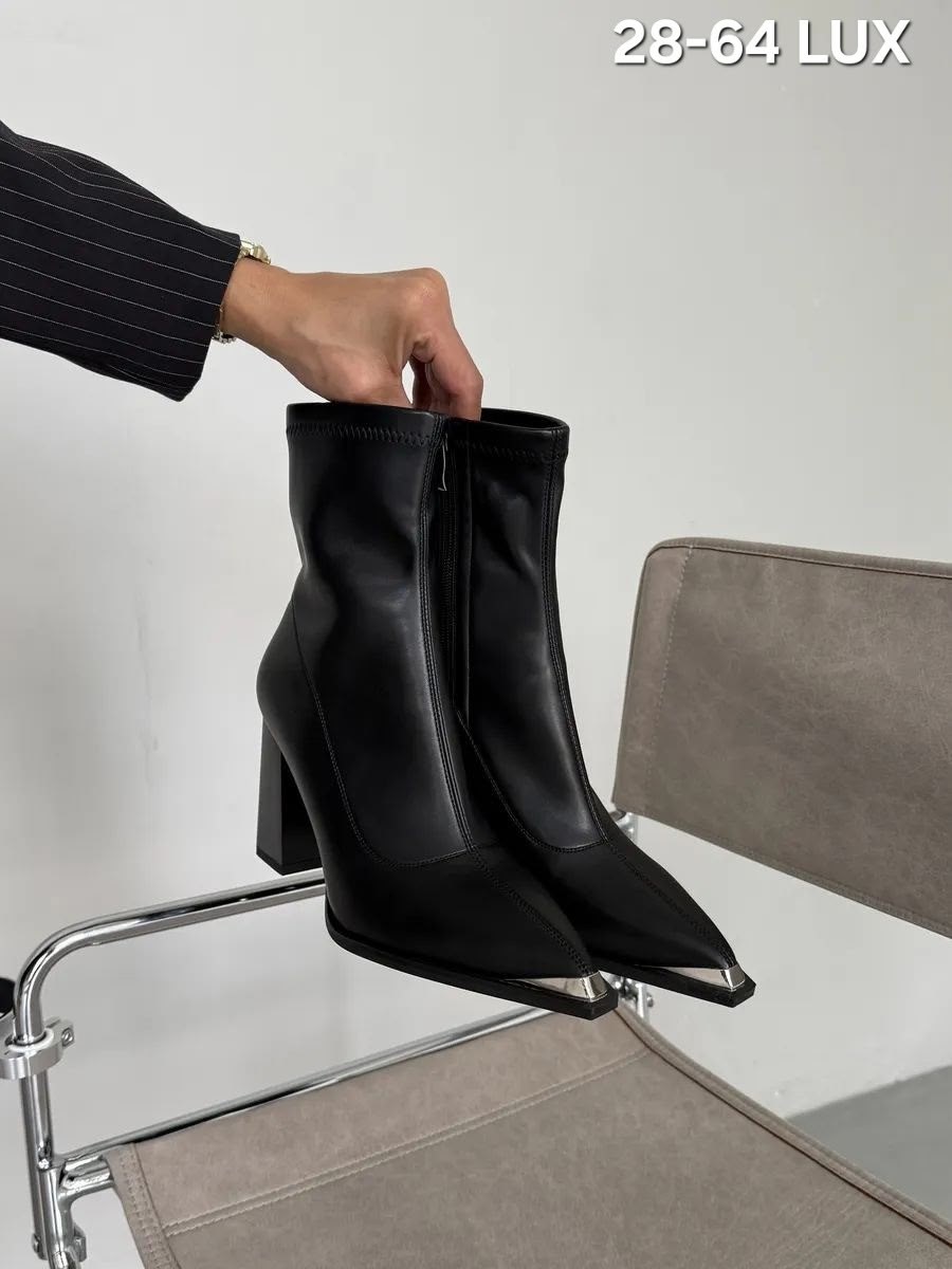 ботильоны женские,ботильоны модные,женские ботильоны с острым носком,,короткие сапоги