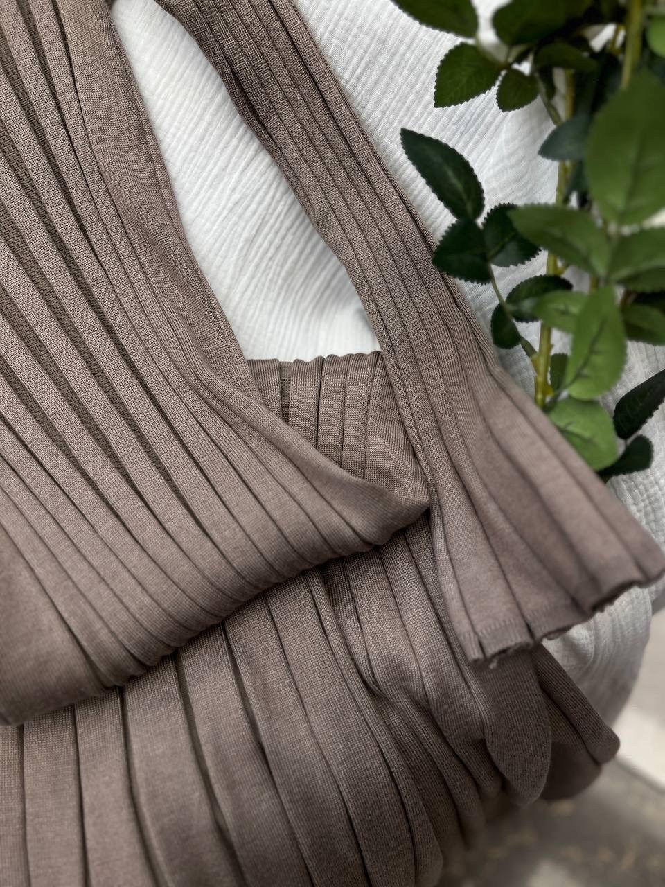 трикотажное платье макси,трикотажное платье,платье,вязаное платье,платье облегающее