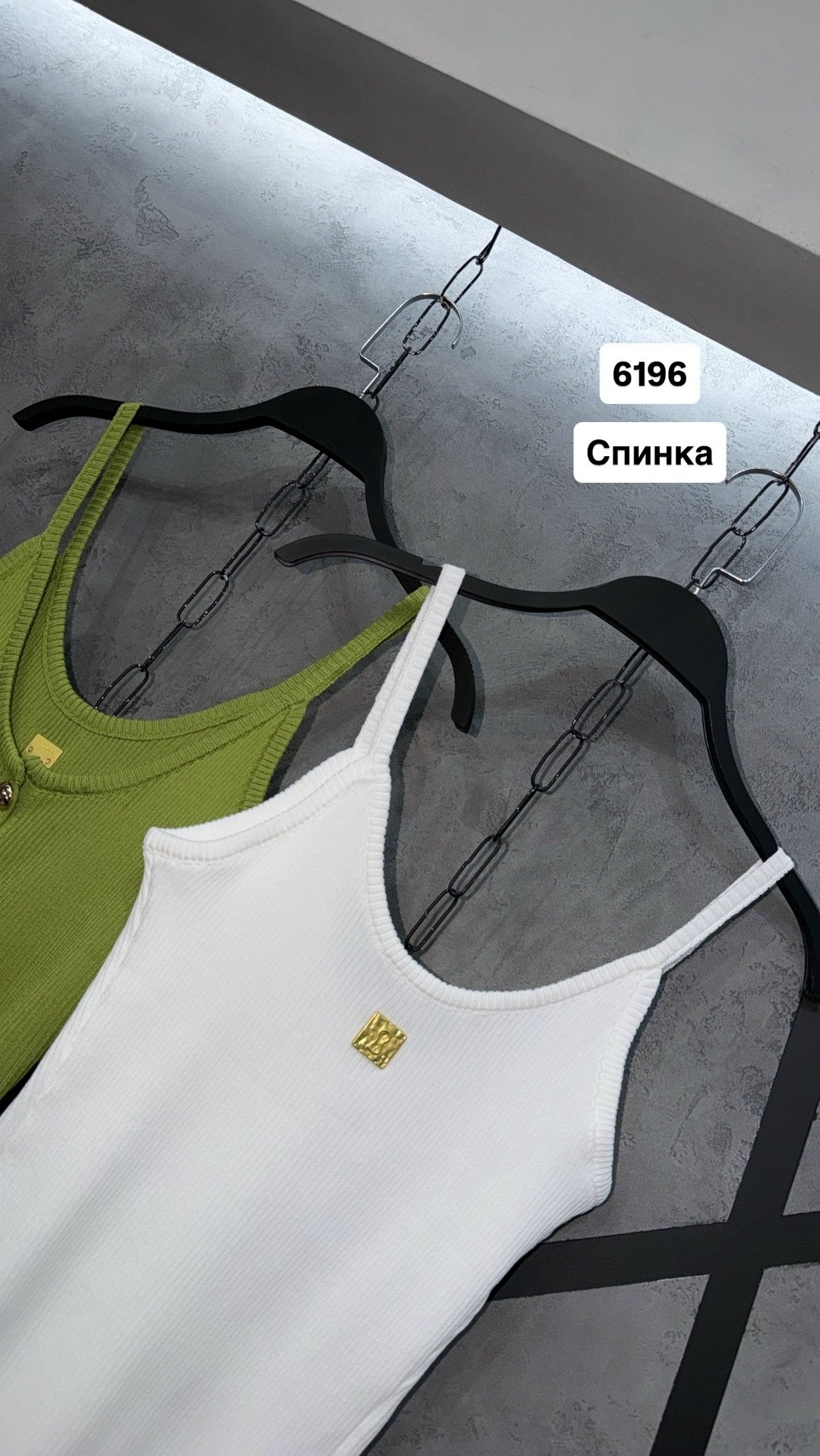 топ с пуговицами,майка на пуговицах женская,вязаные топы,вязаная майка,топы и майки