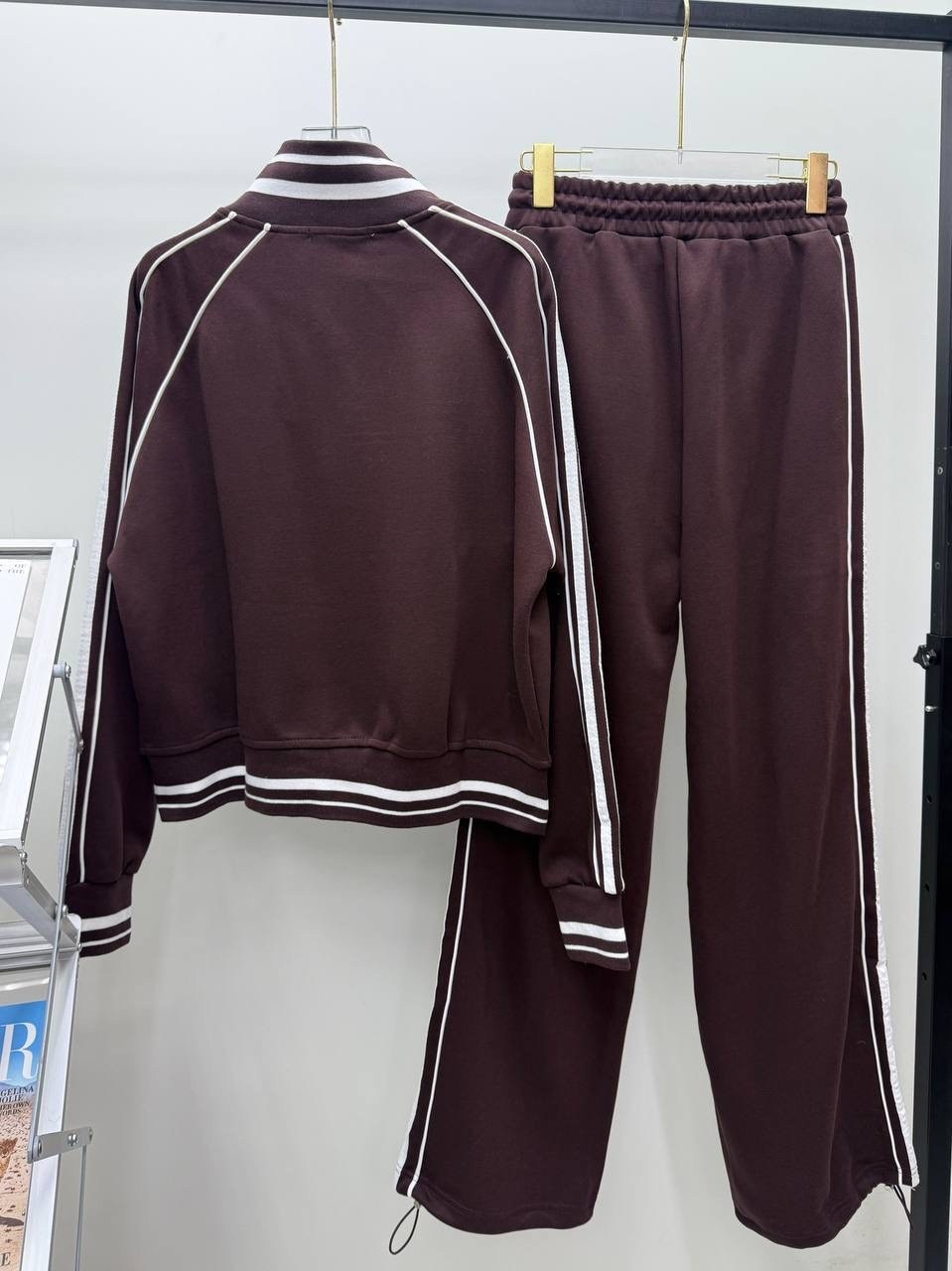 спортивные костюм,adidas tracksuit,womens adidas burgundy tracksuit,женский костюм,стильные спортивные костюмы