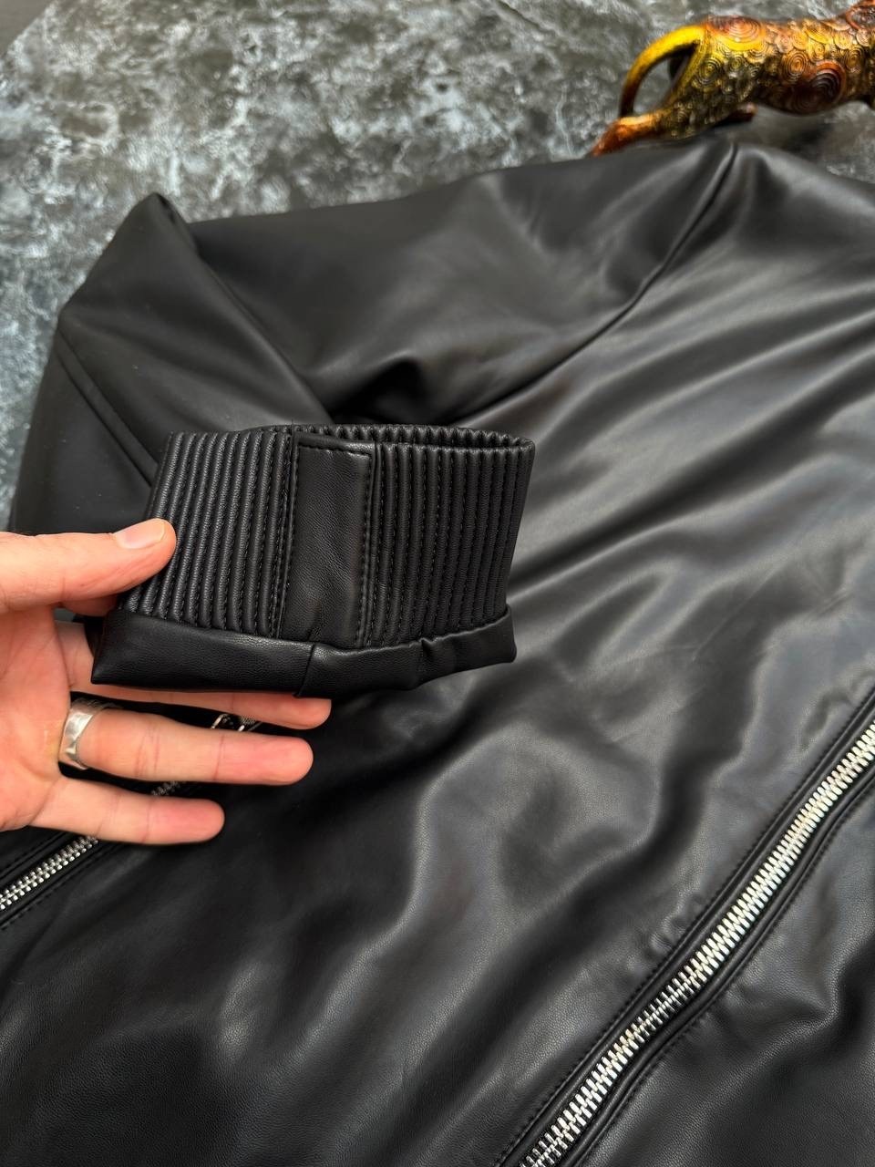 кожаная куртка philipp plein,philipp plein кожаная куртка мужская,philipp plein leather bomber jacket,кожаная куртка филипп плейн мужская,куртка philipp plein мужская