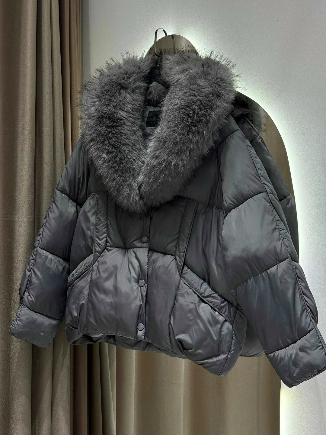 пуховик женский,куртка зимняя женская,куртка пуховик,куртка - пуховик с мехом чернобурки city furs,пуховик с мехом