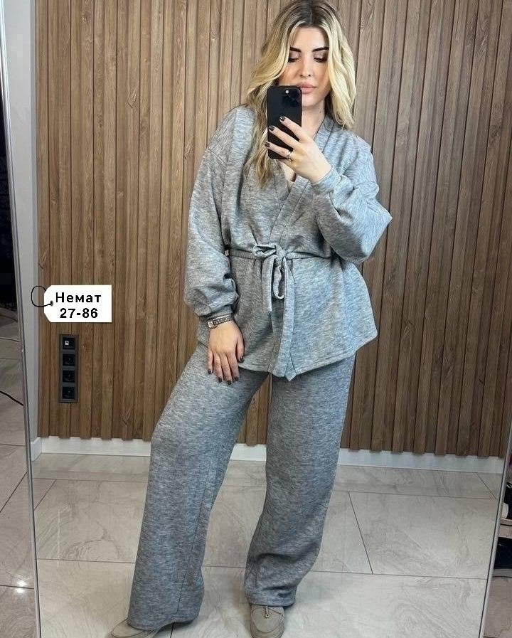 трикотажный костюм,костюм с брюками,женский костюм,брючный костюм,стильные костюмы