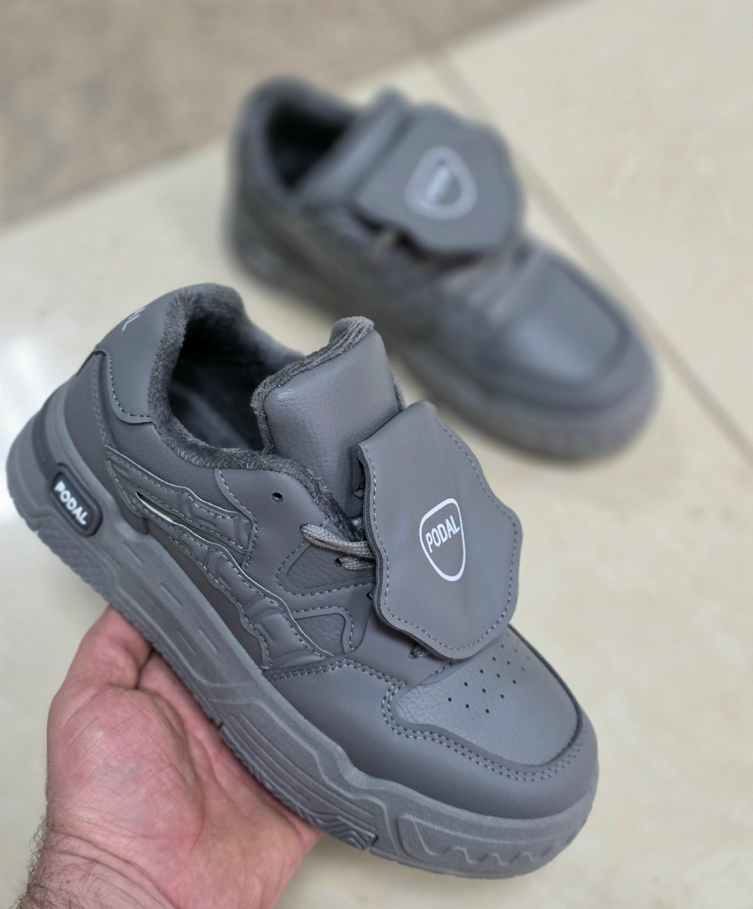 ,спортивная ,обуви,повседневные кроссовки,кроссовки для подростка