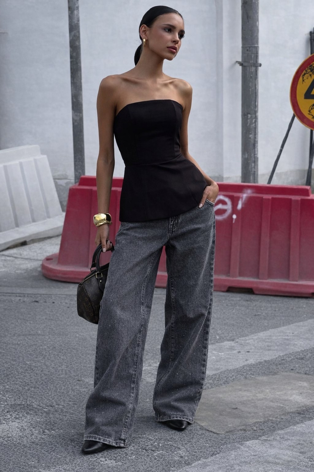 джинсы мода и стиль,джинсы клеш образы,джинсы женские,джинсы