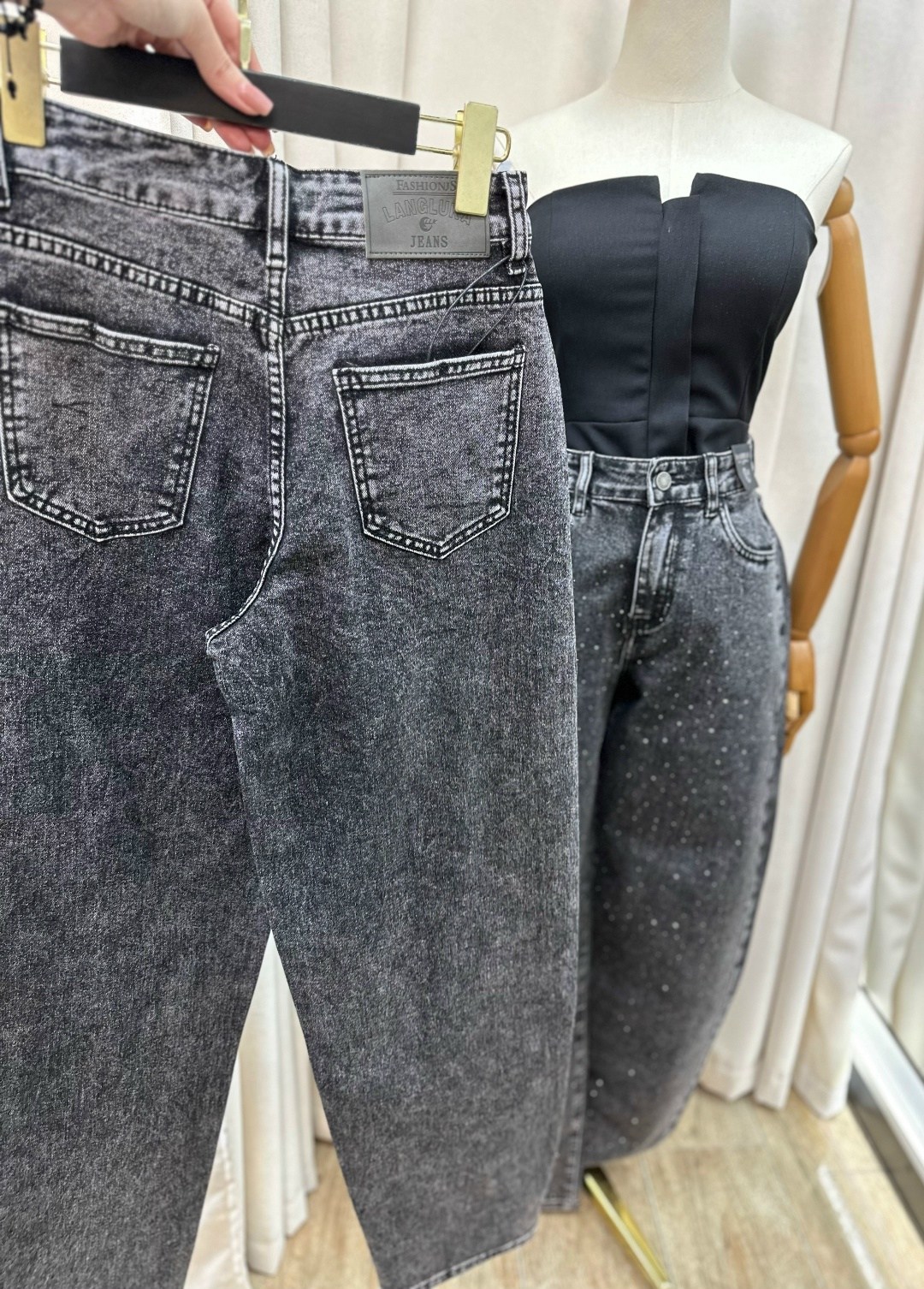 джинсы мода и стиль,джинсы клеш образы,джинсы женские,джинсы