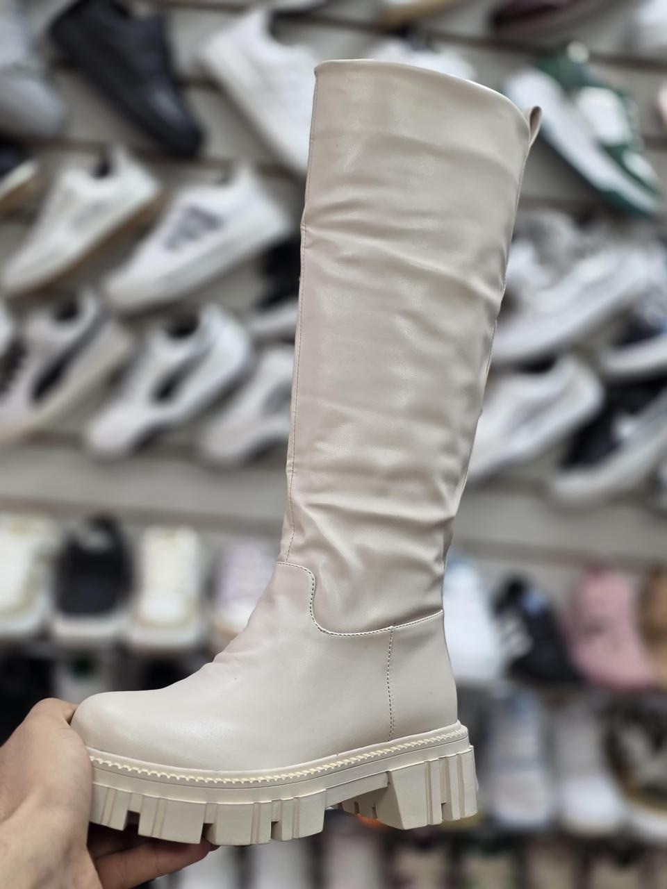 женские зимние сапоги,сапоги,белые сапоги,,женские сапоги