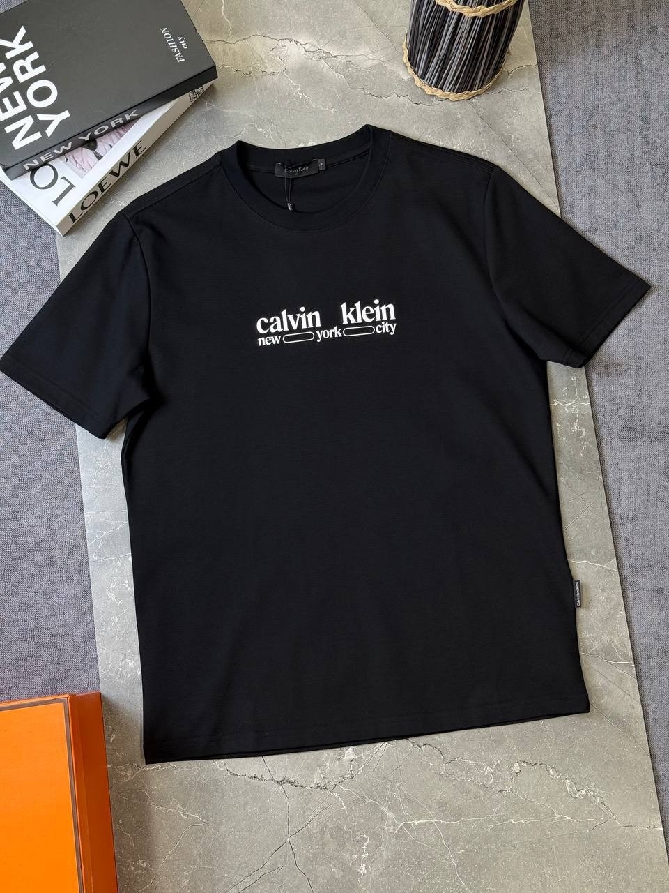 брендовая мужская футболка calvin klein,футболки мужские,футболка calvin klein бежевая,хлопковая футболка calvin klein,футболки для мужчин