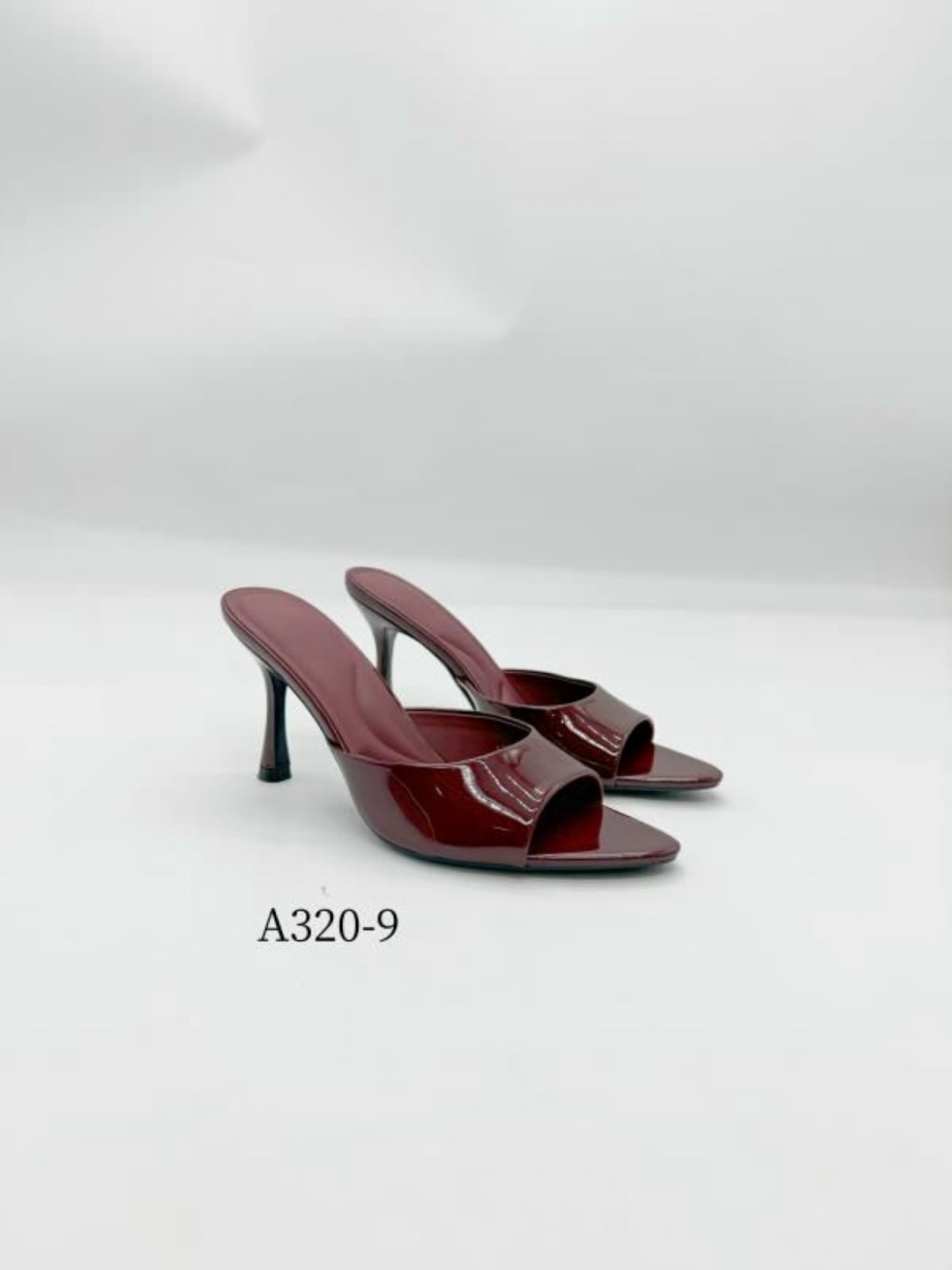 ,босоножки с ремешками,шлепанцы женские,каблуки босоножки,женские босоножки