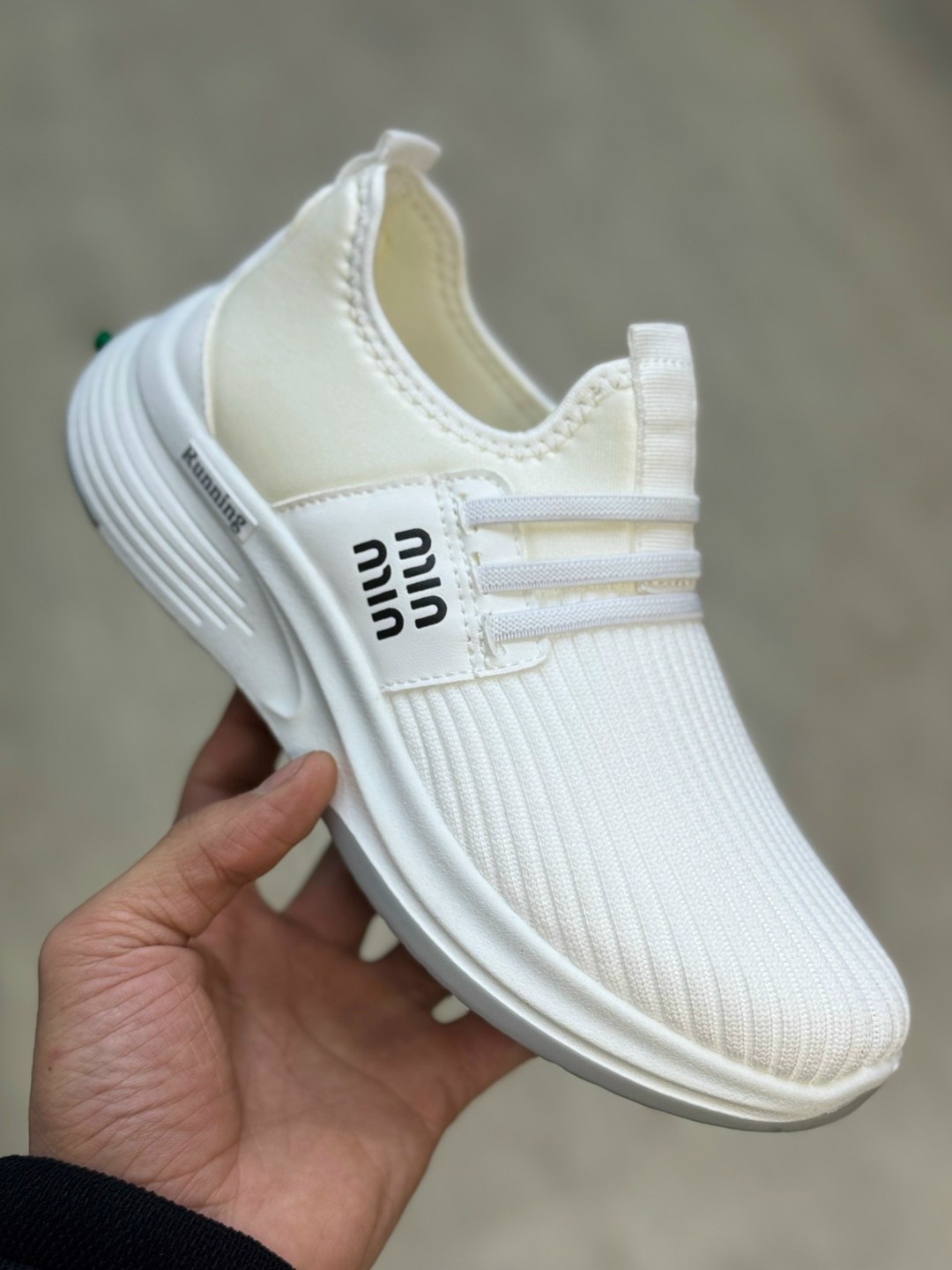 ,спортивная ,мужские кроссовки,повседневные кроссовки,кроссовка мужской