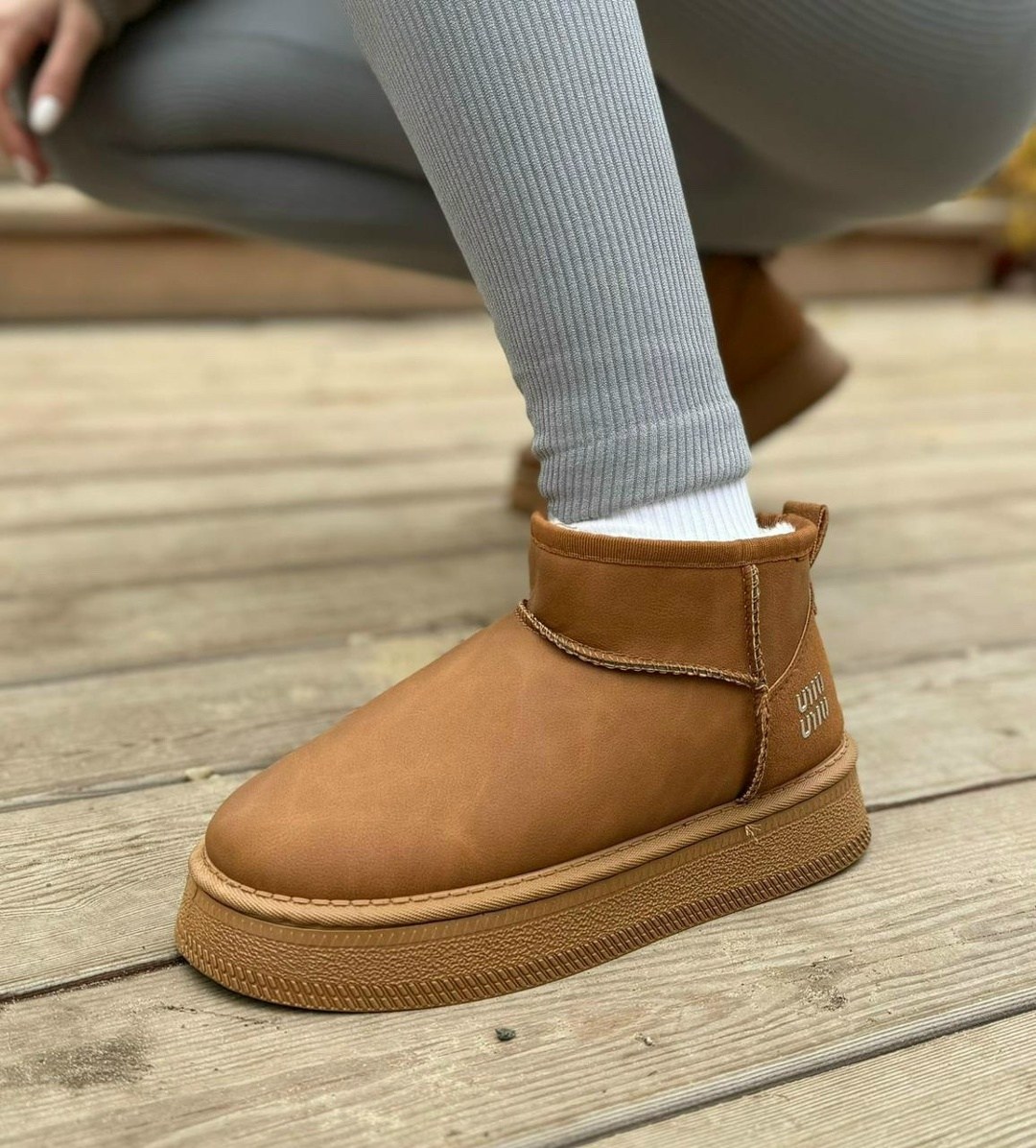 женские угги,,зимние женские угги,угги ugg зимние с мехом короткие на платформе,угги короткие