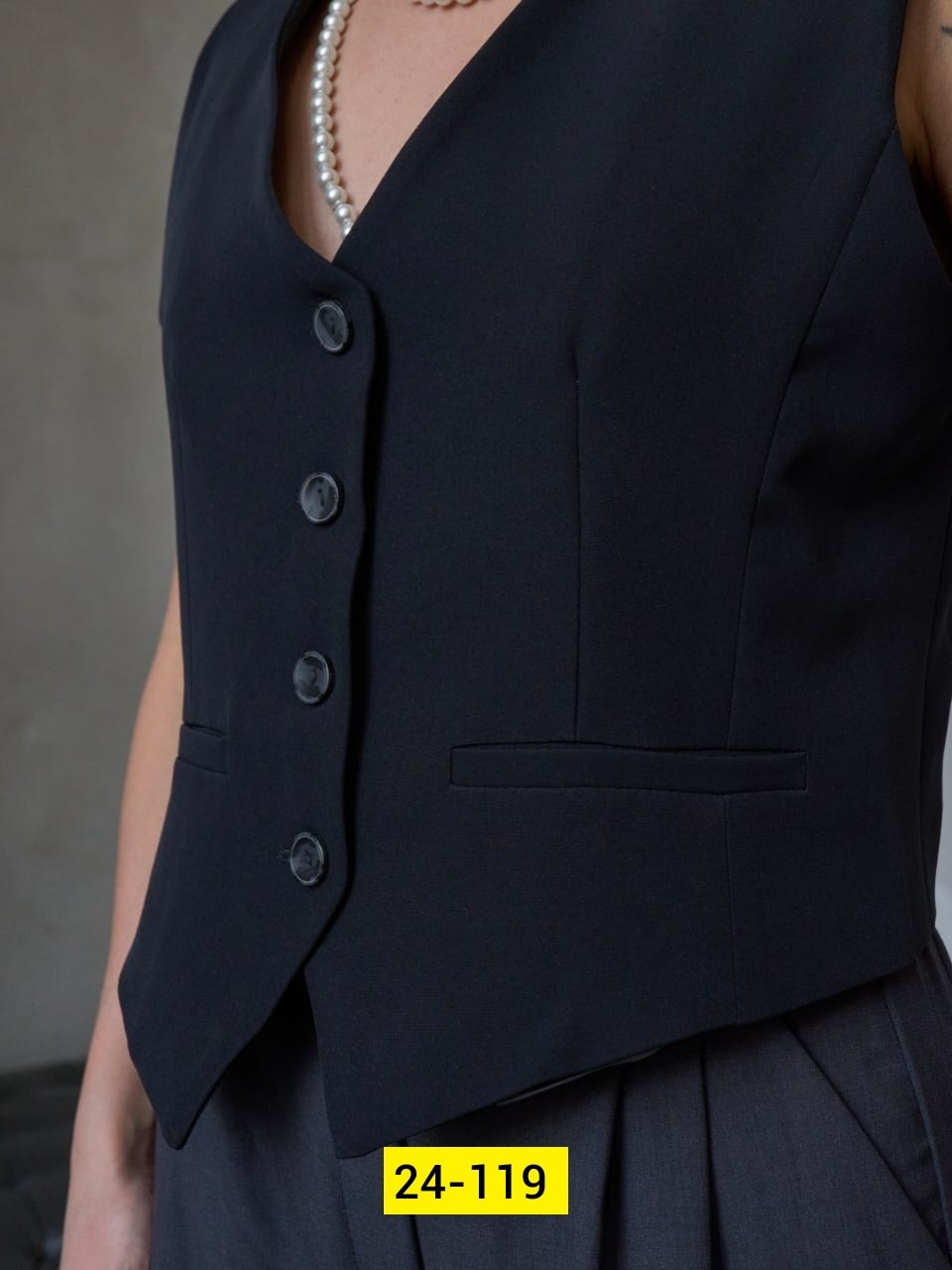 жилет женский,женская жилетка,жилет,приталенный жилет,женская жилетка костюмная