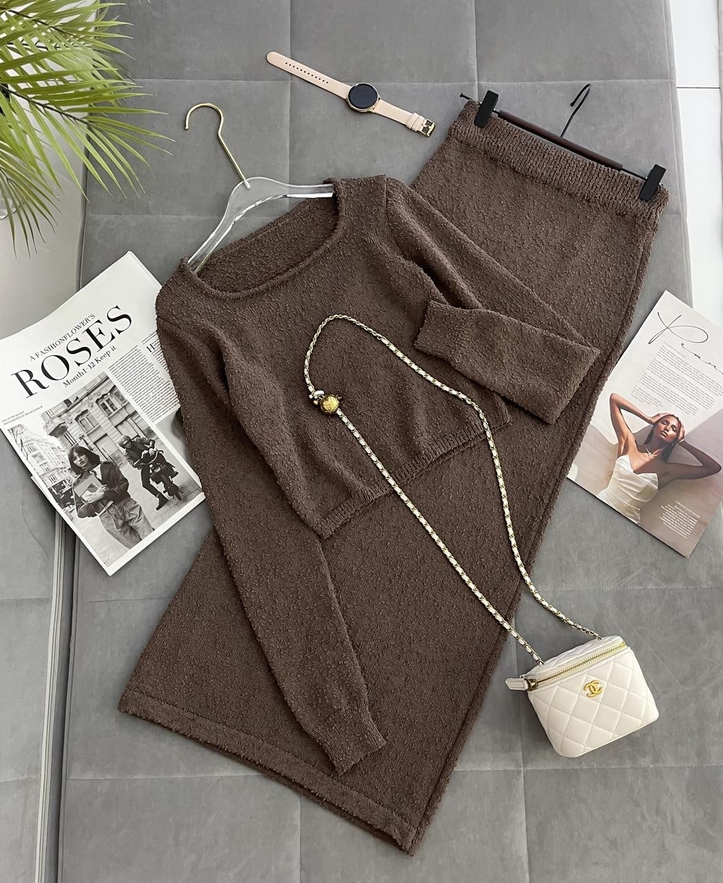 трикотажные костюмы,вязаный костюм с юбкой,кашемировый костюм,костюм с люрексом,костюм с юбкой