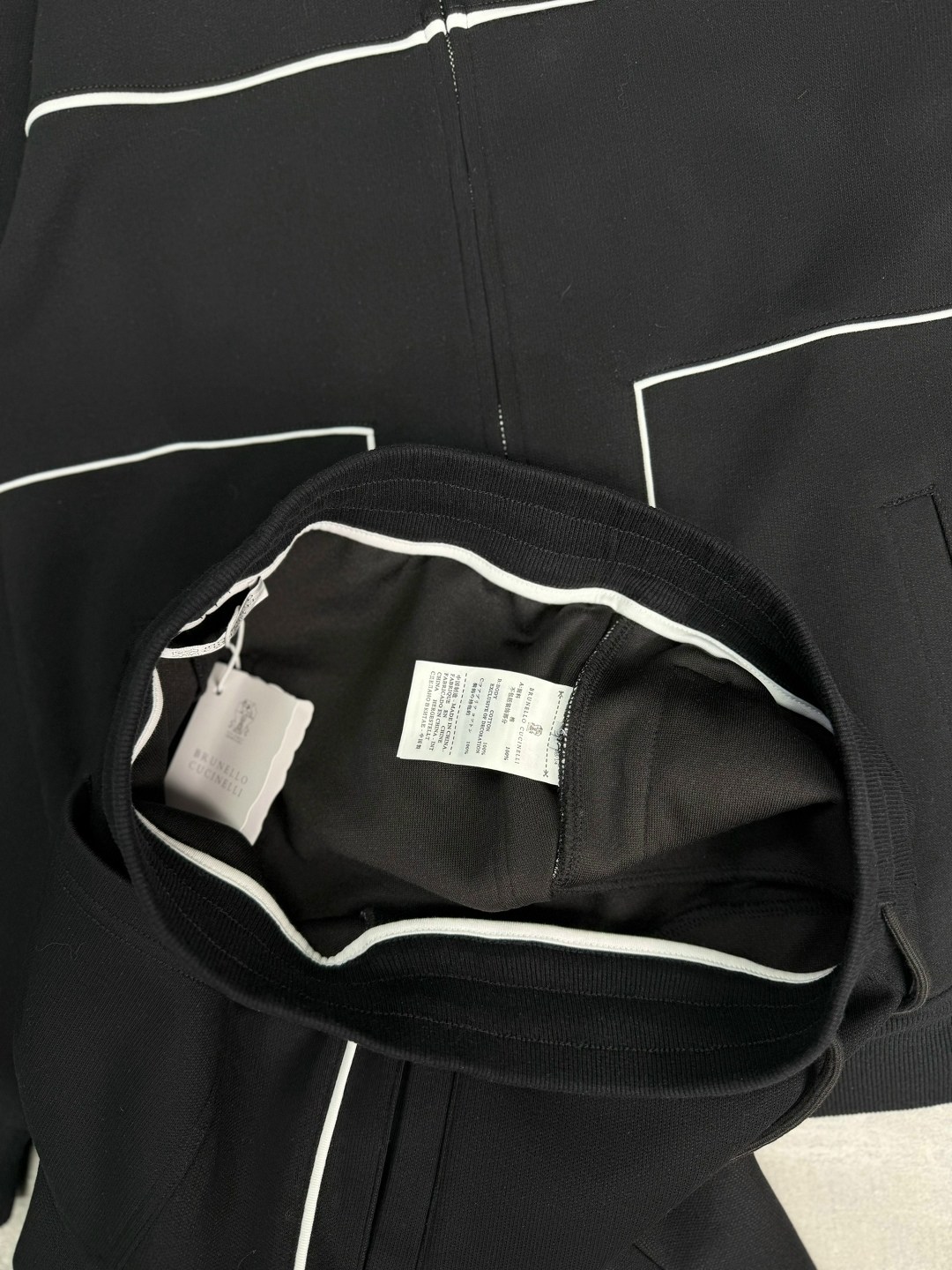 спортивный костюм brunello cucinelli,brunello cucinelli костюм,brunello cucinelli спортивный костюм мужской,костюм спортивный,мужской спортивный костюм