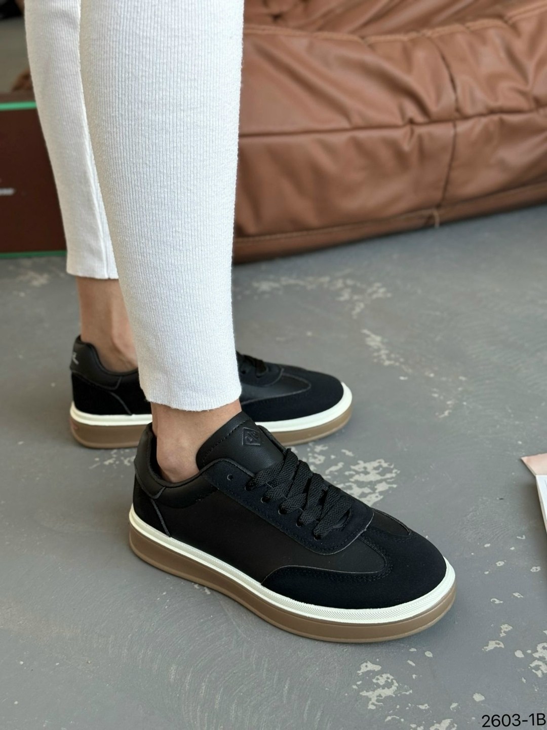 ,женские кроссовки,женская ,кроссовки эко кожа,кроссовки эко