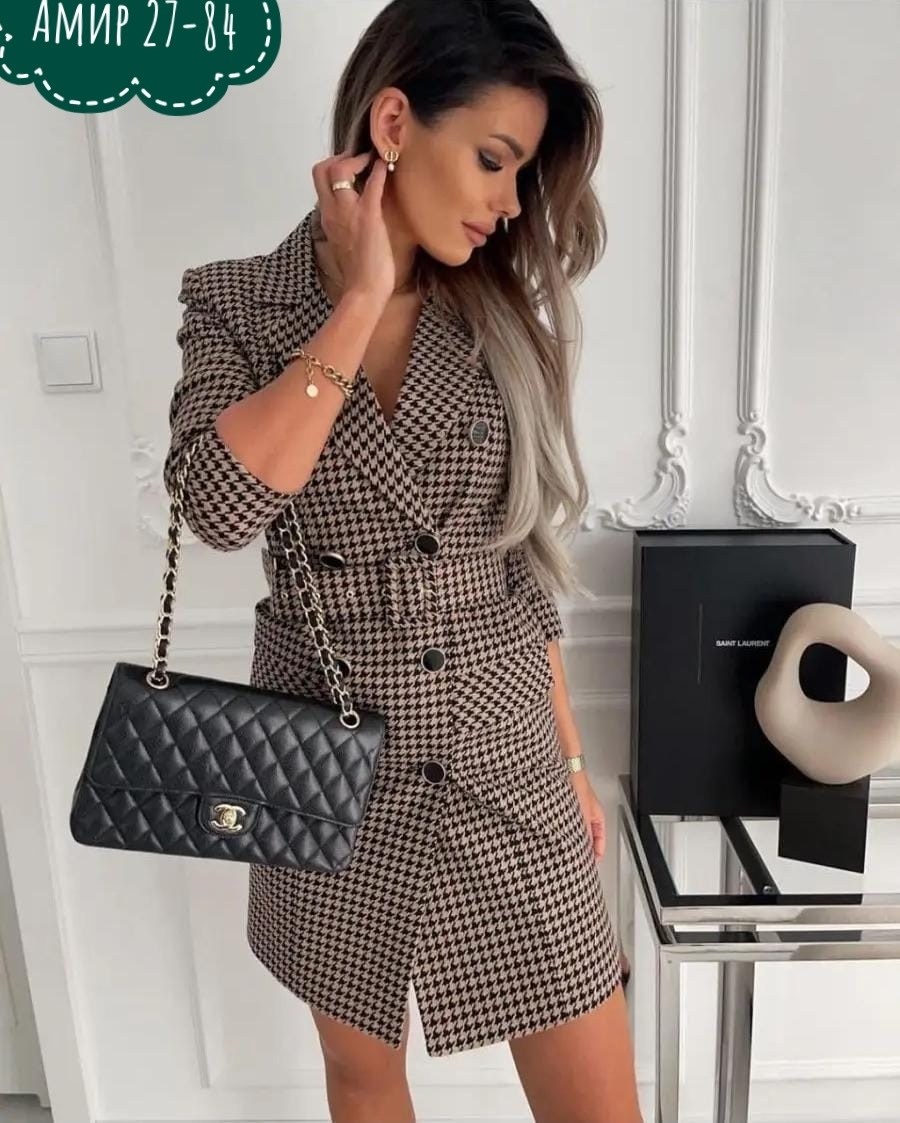 женский длинный пиджак в клетку,платье пиджак в клетку с поясом,платье-пиджак,платье гусиная лапка,платье пиджак в клетку