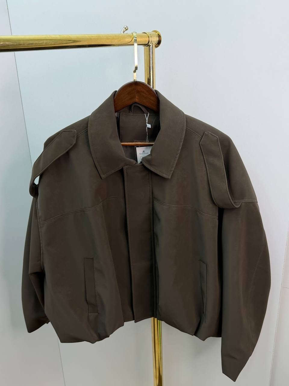 куртка замшевая бомбер оверсайз lancy,куртка замшевая бомбер оверсайз,куртка замшевая бомбер оверсайз lancy оливковый,куртка бомбер оверсайз из замши m.wish 453276404,модная куртка