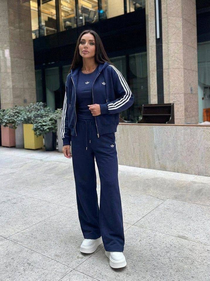 костюм спортивный женский adidas,спортивный костюм женский адидас,адидас костюм женский,трикотажные костюмы,спортивный костюм женский