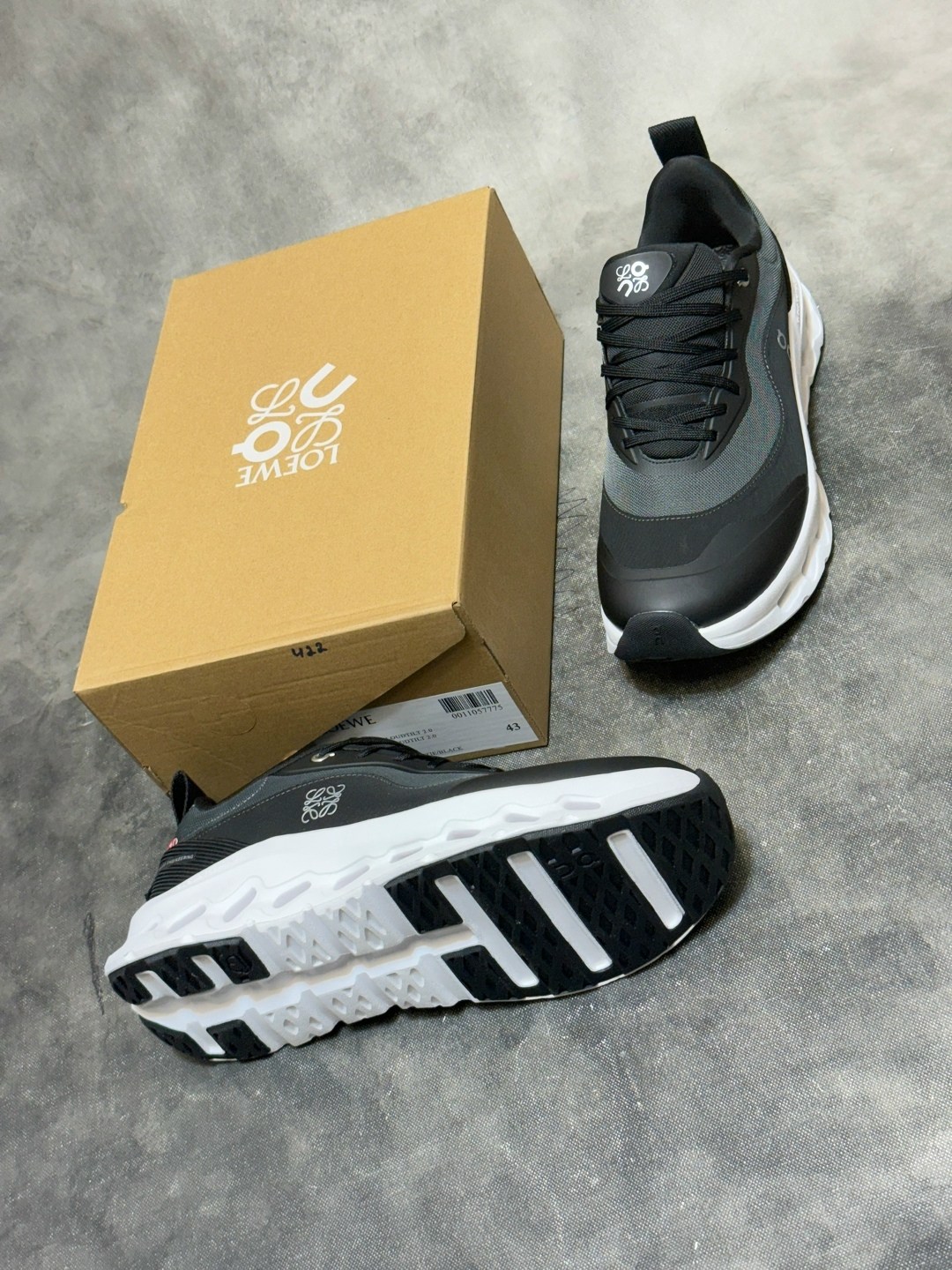 кроссовки loewe,,женские кроссовки,спортивные кроссовки,кроссовки черные