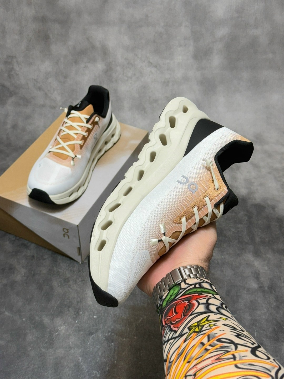 кроссовки,,женские кроссовки,повседневные кроссовки,оригинальные кроссовки