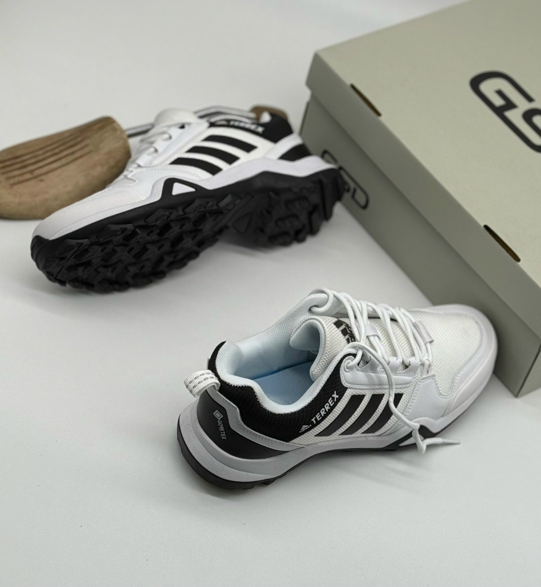 кроссовки adidas terrex,кроссовки adidas,мужские кроссовки adidas,зимние кроссовки adidas,зимние кроссовки adidas terrex ax3 mid