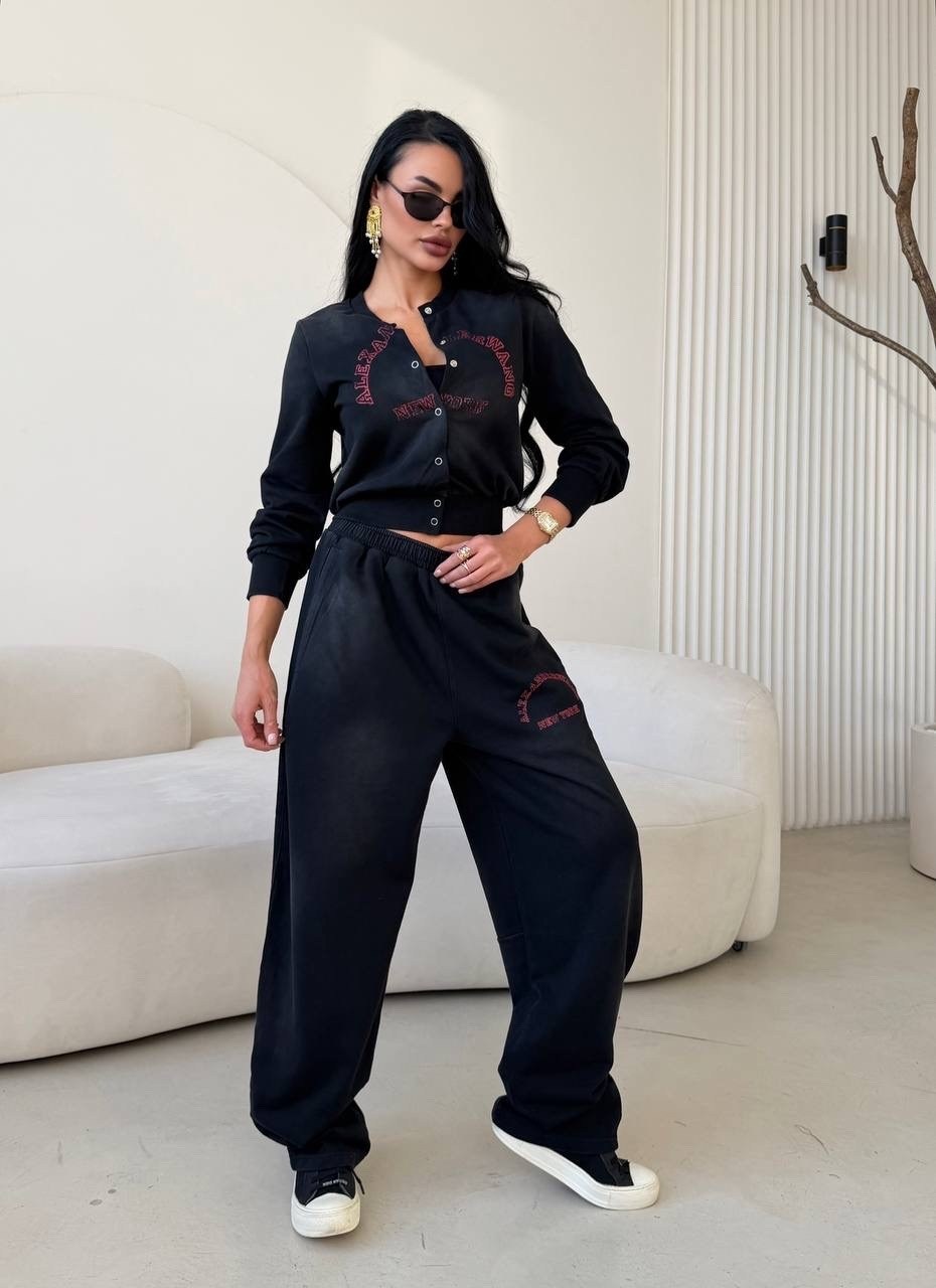 спортивный костюм женский,спортивный костюм miu miu женский,спортивный костюм,женские костюмы